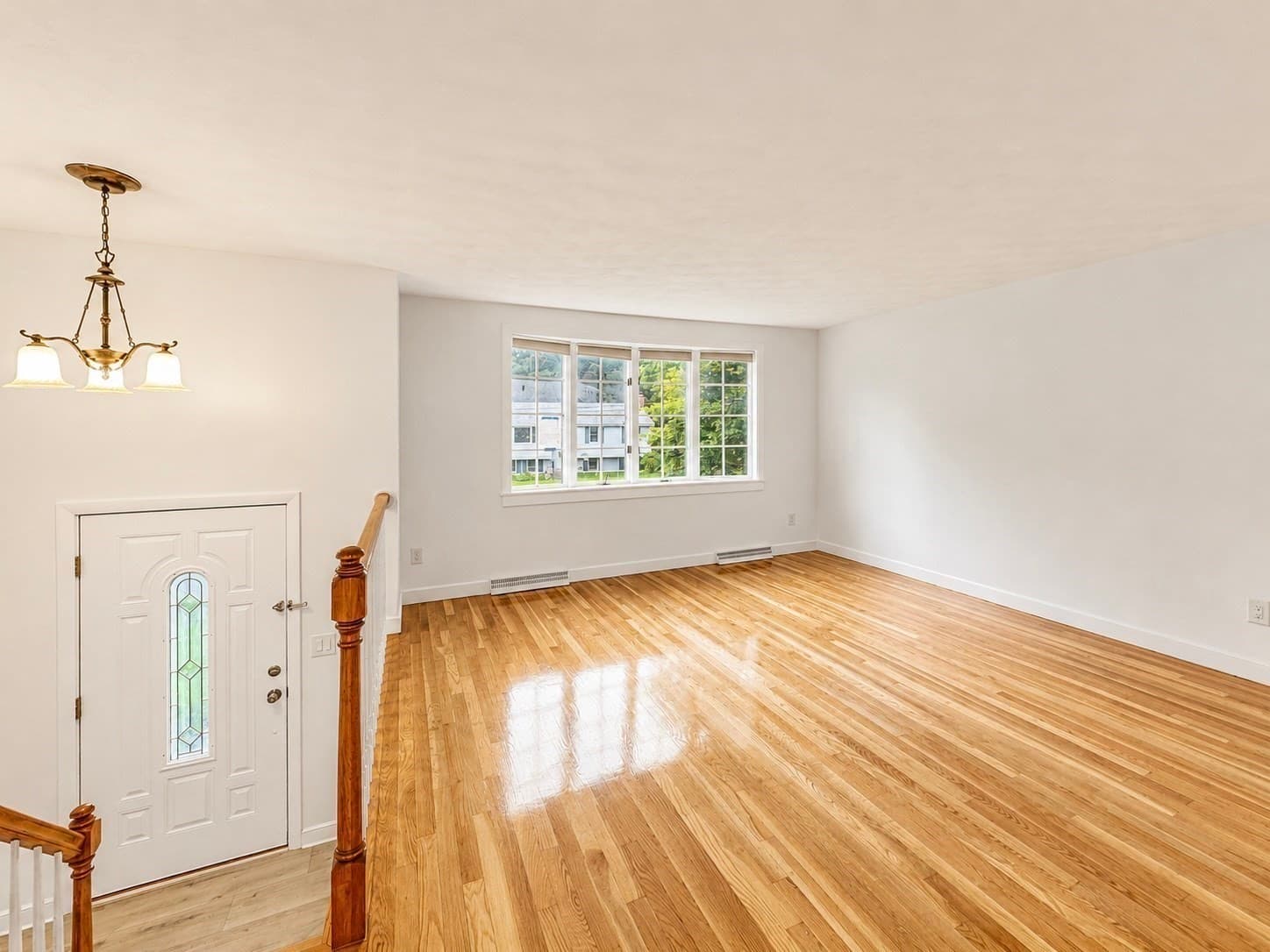 Single Family Residence at 18 Linda St., Foxboro MA 02035, Foxboro, photo 5 of 42