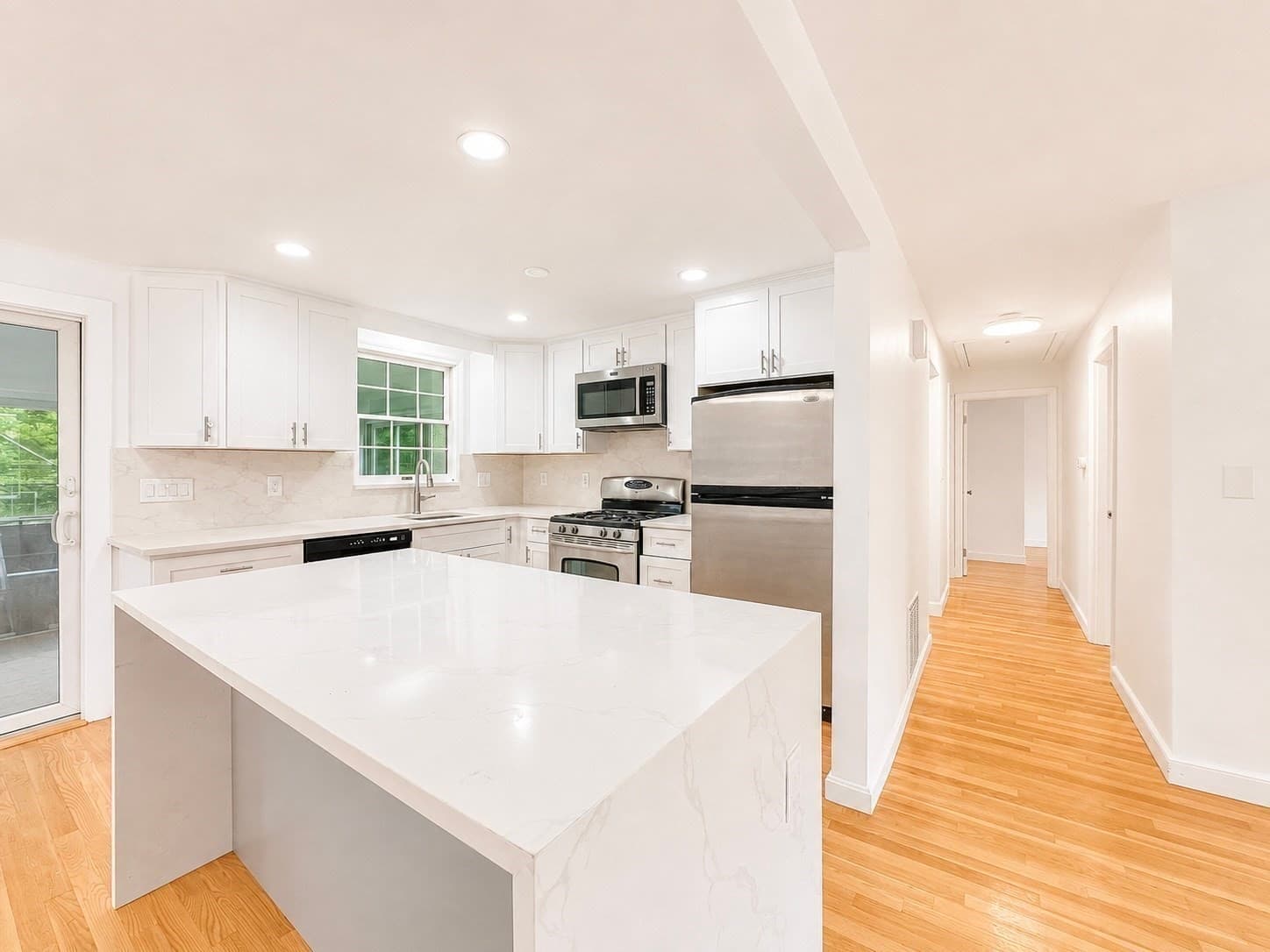 Single Family Residence at 18 Linda St., Foxboro MA 02035, Foxboro, photo 10 of 42