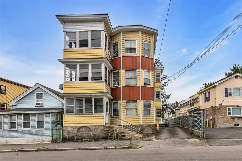 3 Family - 3 Units Up/Down at 30-32 Spruce, Lawrence MA 01841, Lawrence, photo 2 of 27