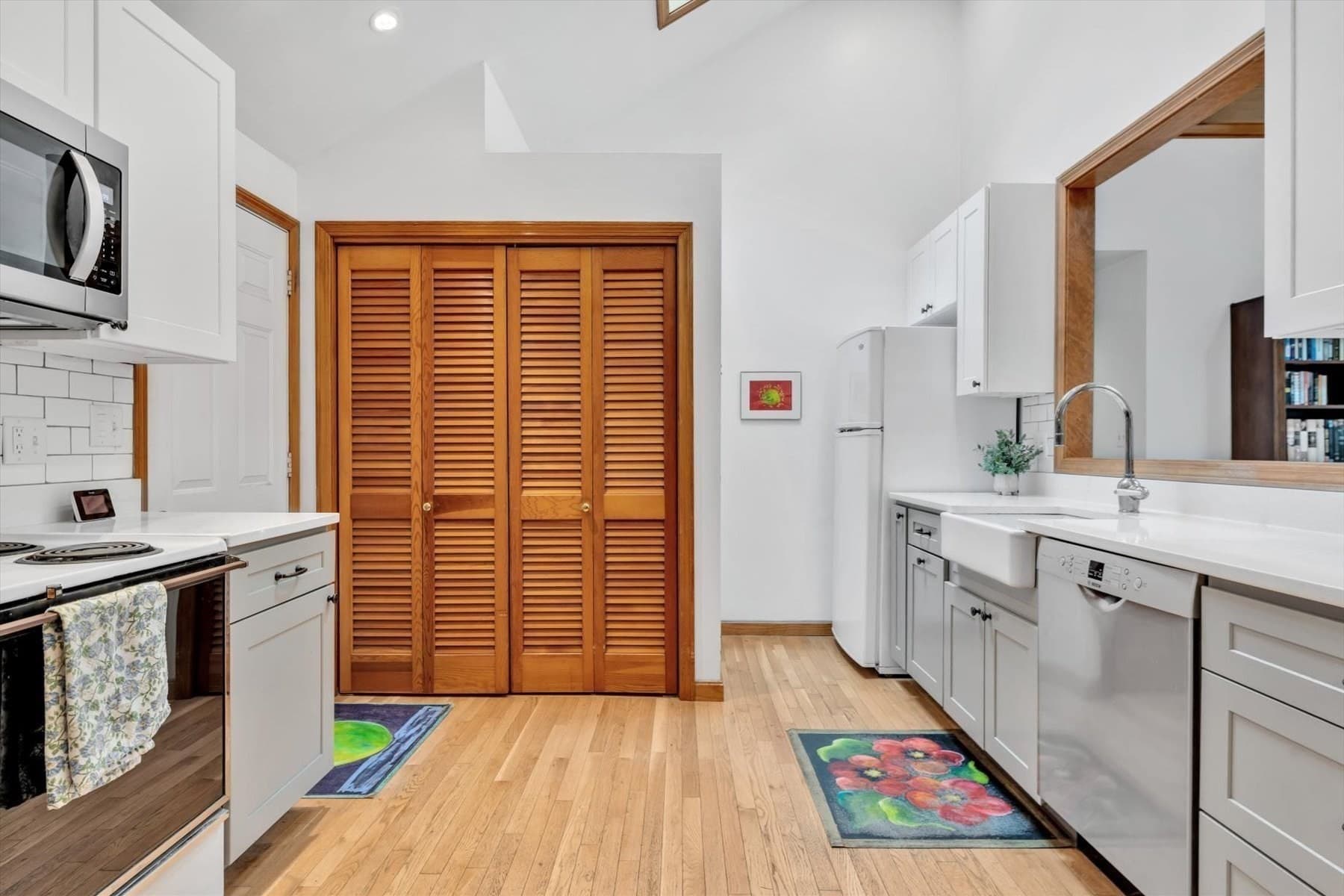 Single Family Residence at 8 Golf Link Cir, Sandwich MA 02563, Sandwich, photo 10 of 39