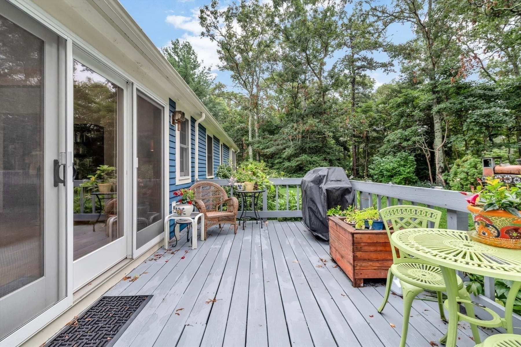 Single Family Residence at 8 Golf Link Cir, Sandwich MA 02563, Sandwich, photo 31 of 39