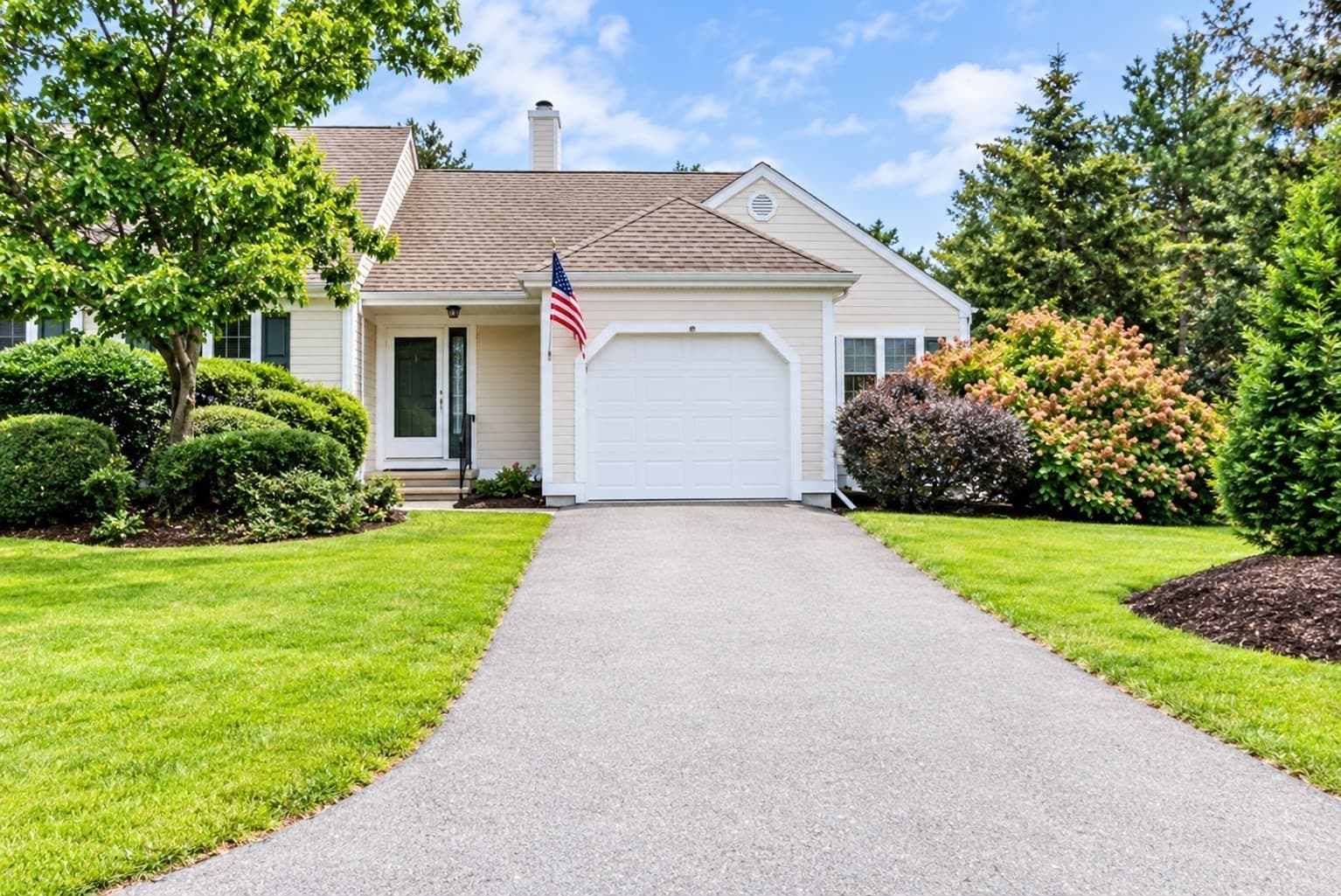 Condominium at 15 Classic Cir # 15, Mashpee MA 02649, Mashpee, photo 2 of 29
