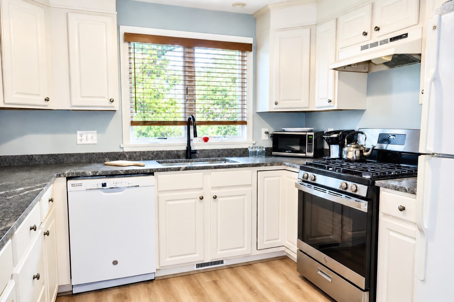 Condominium at 15 Classic Cir # 15, Mashpee MA 02649, Mashpee, photo 5 of 29