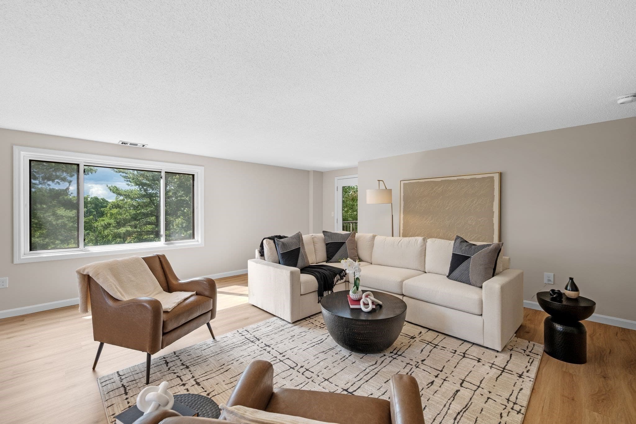 Condominium at 12 Ledgewood Way # 16, Peabody MA 01960, Peabody, photo 6 of 31
