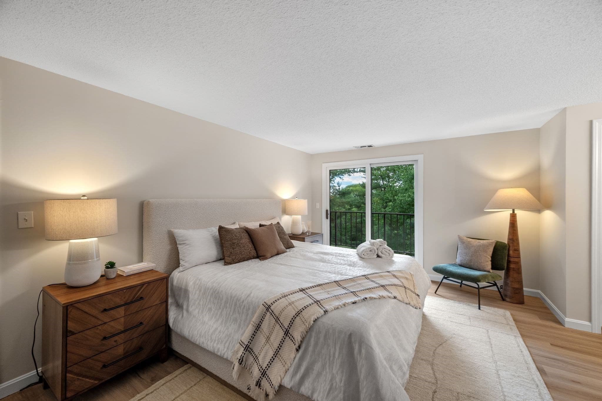 Condominium at 12 Ledgewood Way # 16, Peabody MA 01960, Peabody, photo 12 of 31