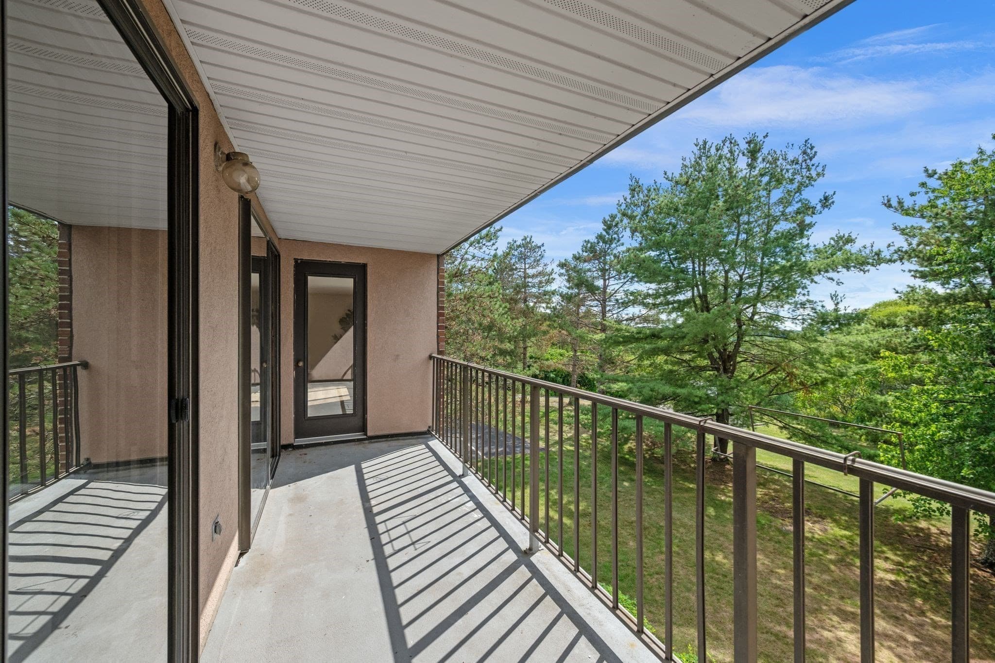 Condominium at 12 Ledgewood Way # 16, Peabody MA 01960, Peabody, photo 20 of 31