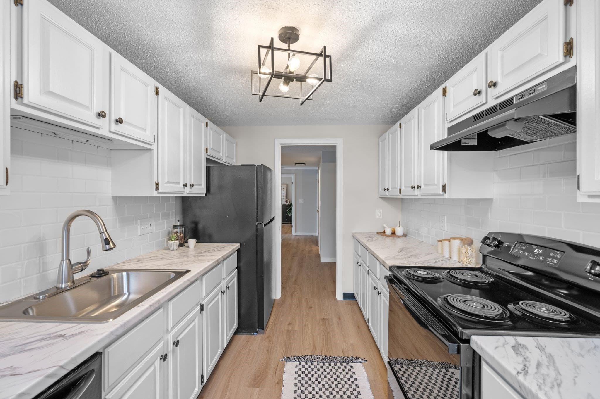 Condominium at 12 Ledgewood Way # 16, Peabody MA 01960, Peabody, photo 10 of 31