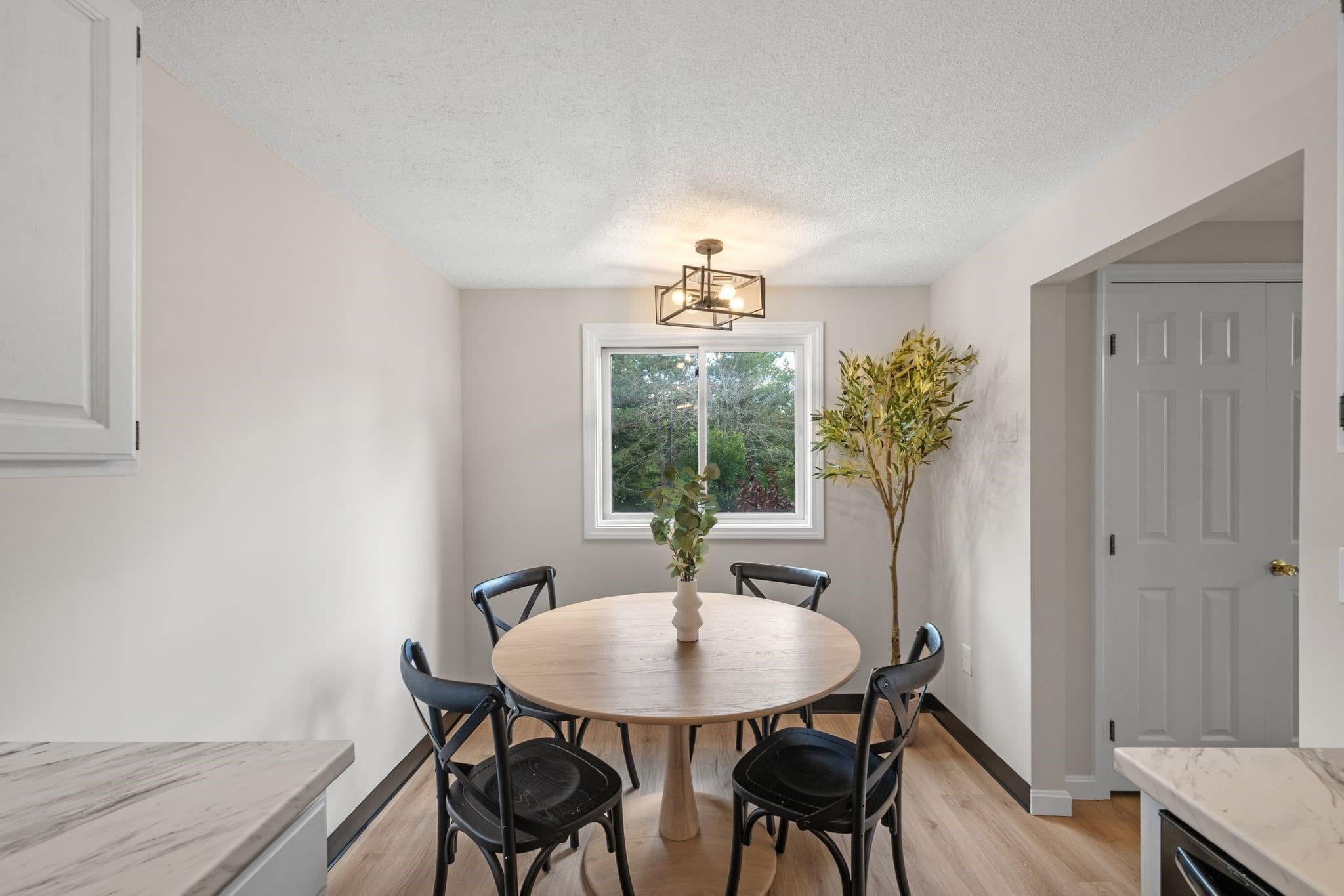 Condominium at 12 Ledgewood Way # 16, Peabody MA 01960, Peabody, photo 11 of 31