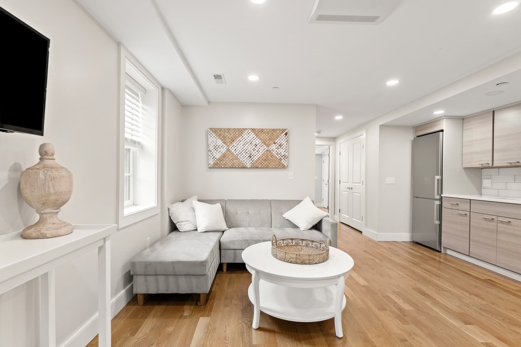 Condominium at 8 Hale Street # 1, Rockport MA 01966, Rockport, photo 2 of 20