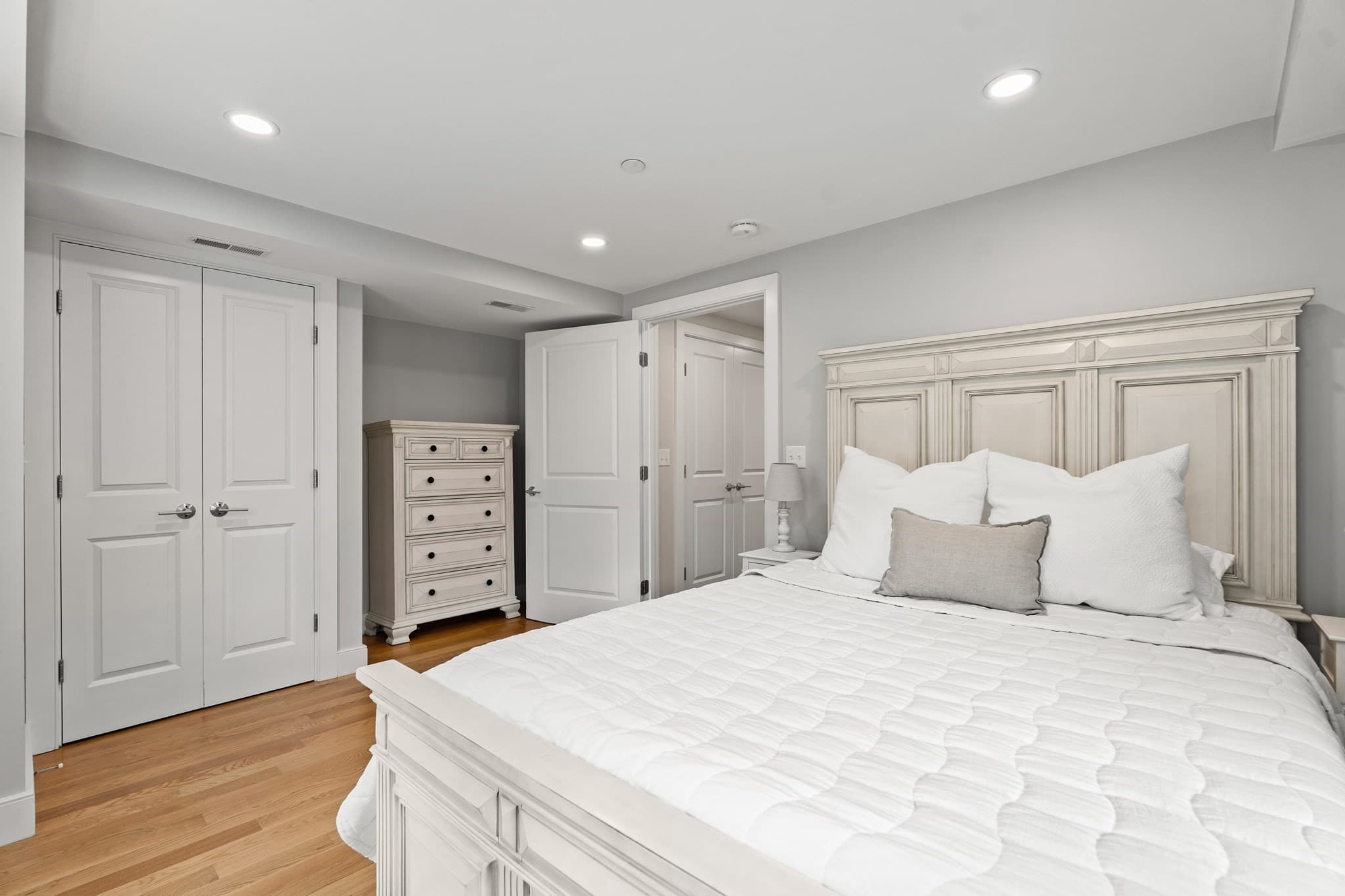 Condominium at 8 Hale Street # 1, Rockport MA 01966, Rockport, photo 13 of 20