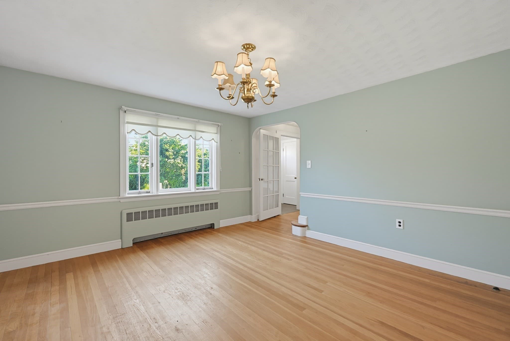 Single Family Residence at 70 Oakdale Rd, Newton MA 02459, Newton, photo 6 of 29