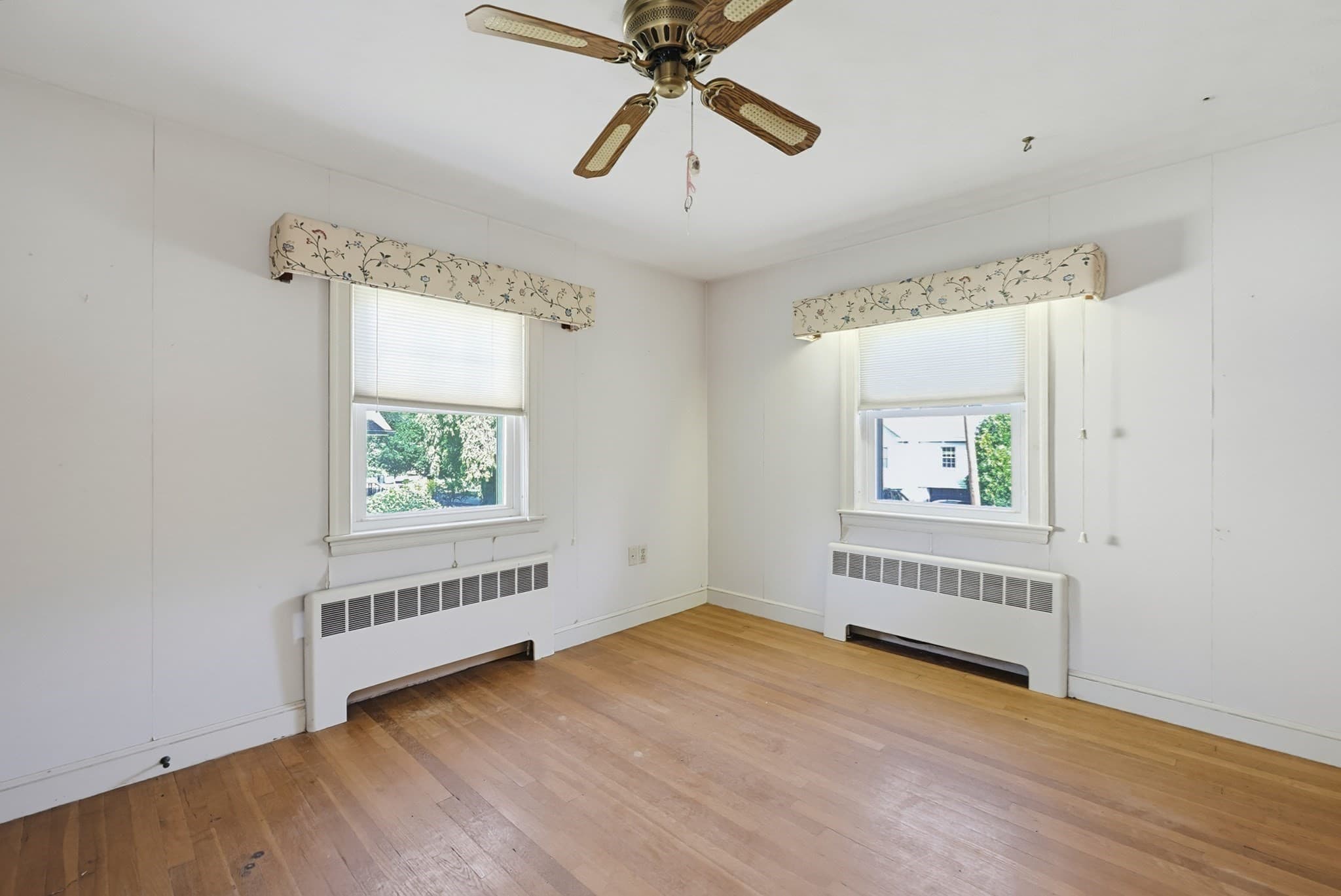 Single Family Residence at 70 Oakdale Rd, Newton MA 02459, Newton, photo 16 of 29