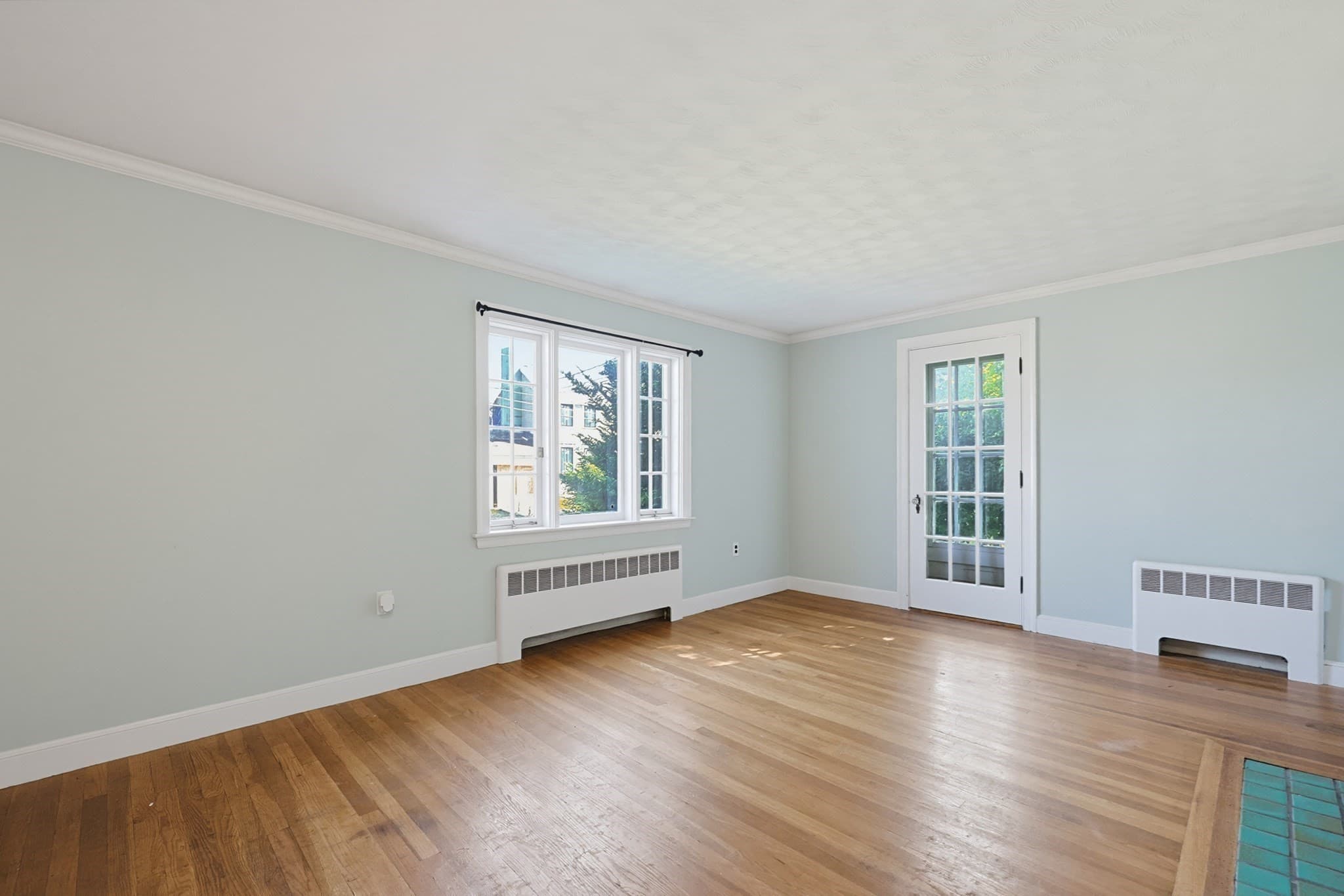 Single Family Residence at 70 Oakdale Rd, Newton MA 02459, Newton, photo 8 of 29
