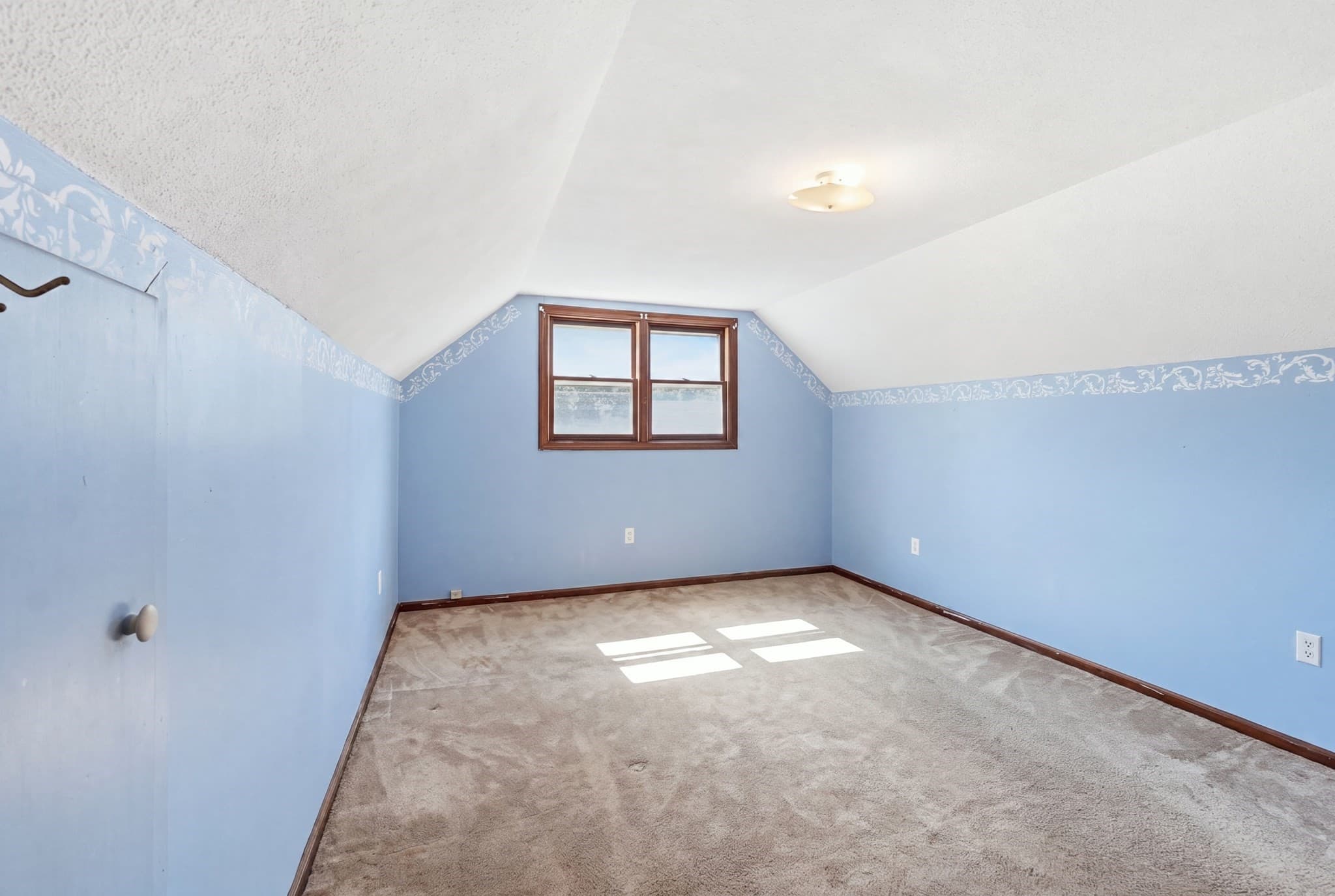 Single Family Residence at 2324 Main St, Lancaster MA 01523, Lancaster, photo 23 of 36