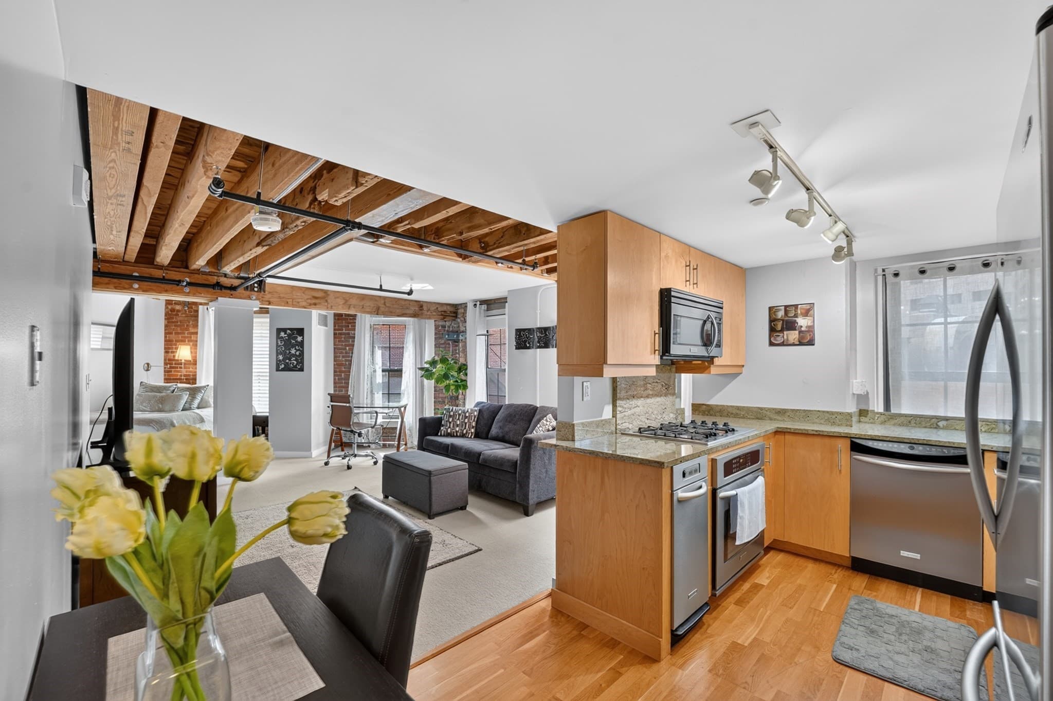 Condominium at 99-105 Broad St # 6G, Boston MA 02110, photo 2 of 26
