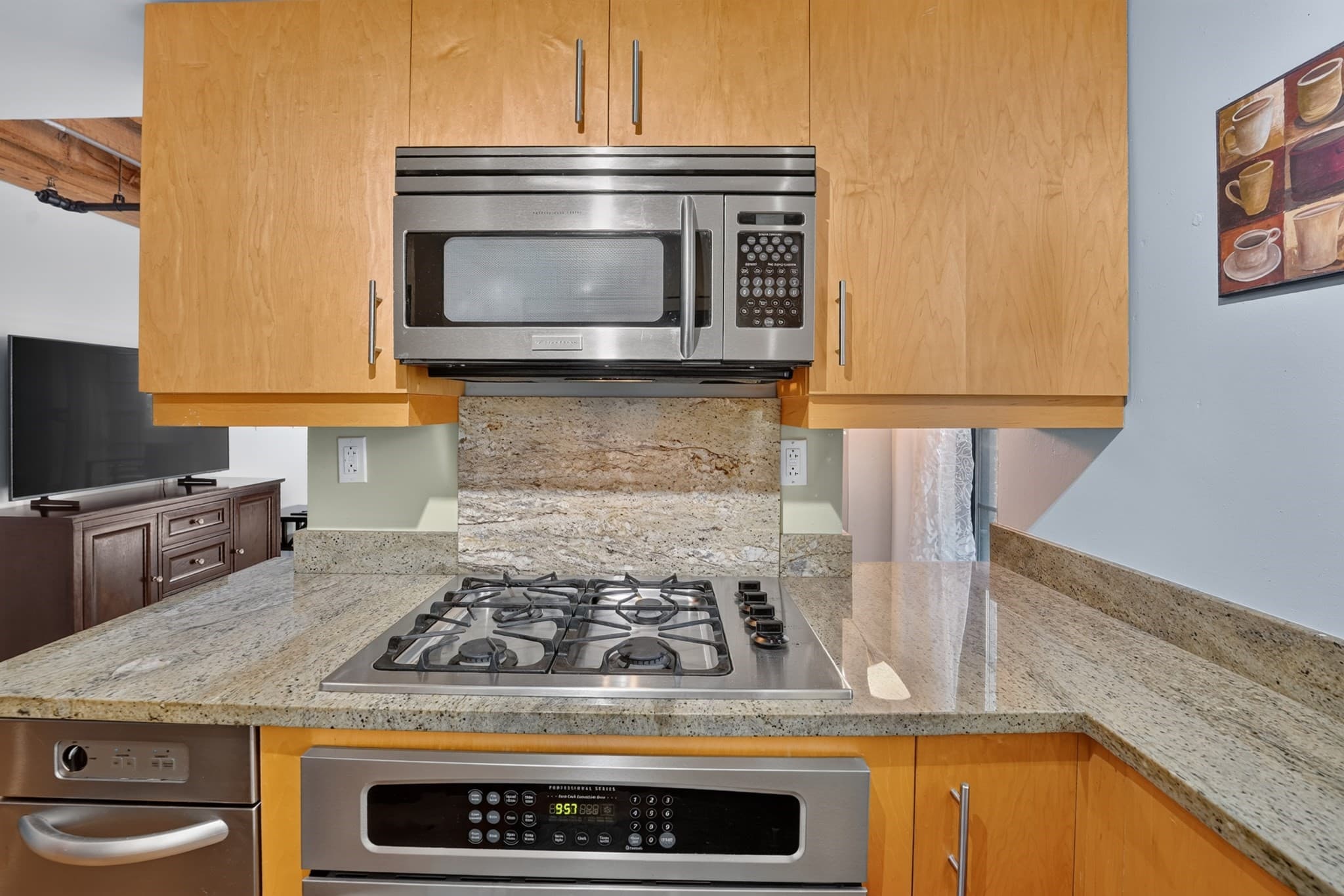 Condominium at 99-105 Broad St # 6G, Boston MA 02110, photo 12 of 26