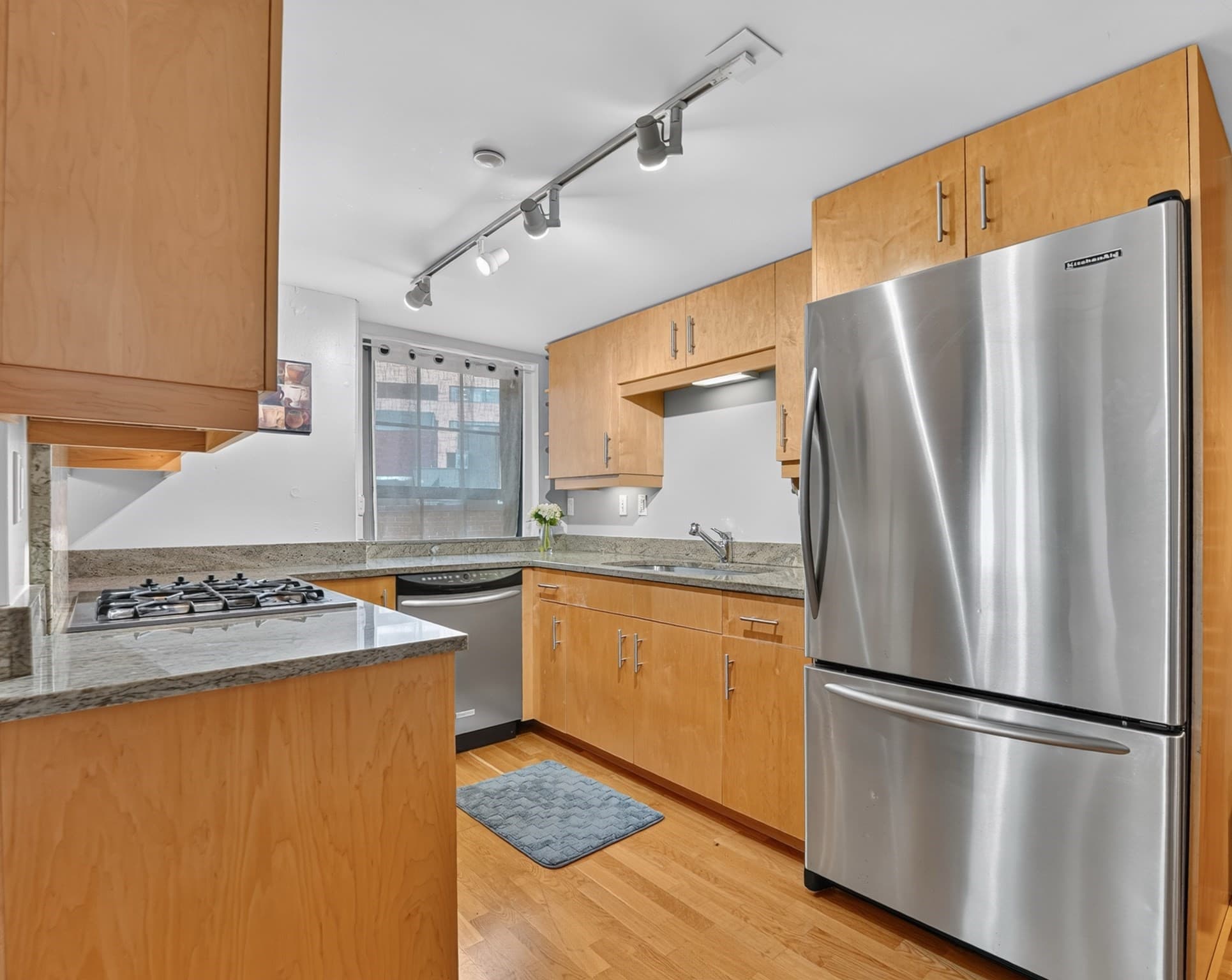Condominium at 99-105 Broad St # 6G, Boston MA 02110, photo 11 of 26