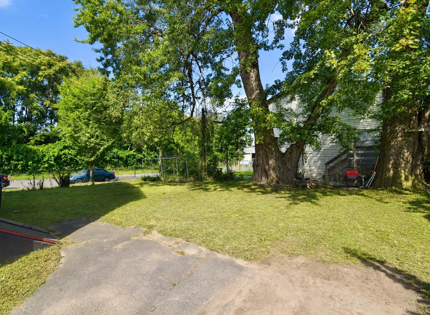 3 Family at 30-32 Huntington St, Springfield MA 01107, Springfield, photo 4 of 15