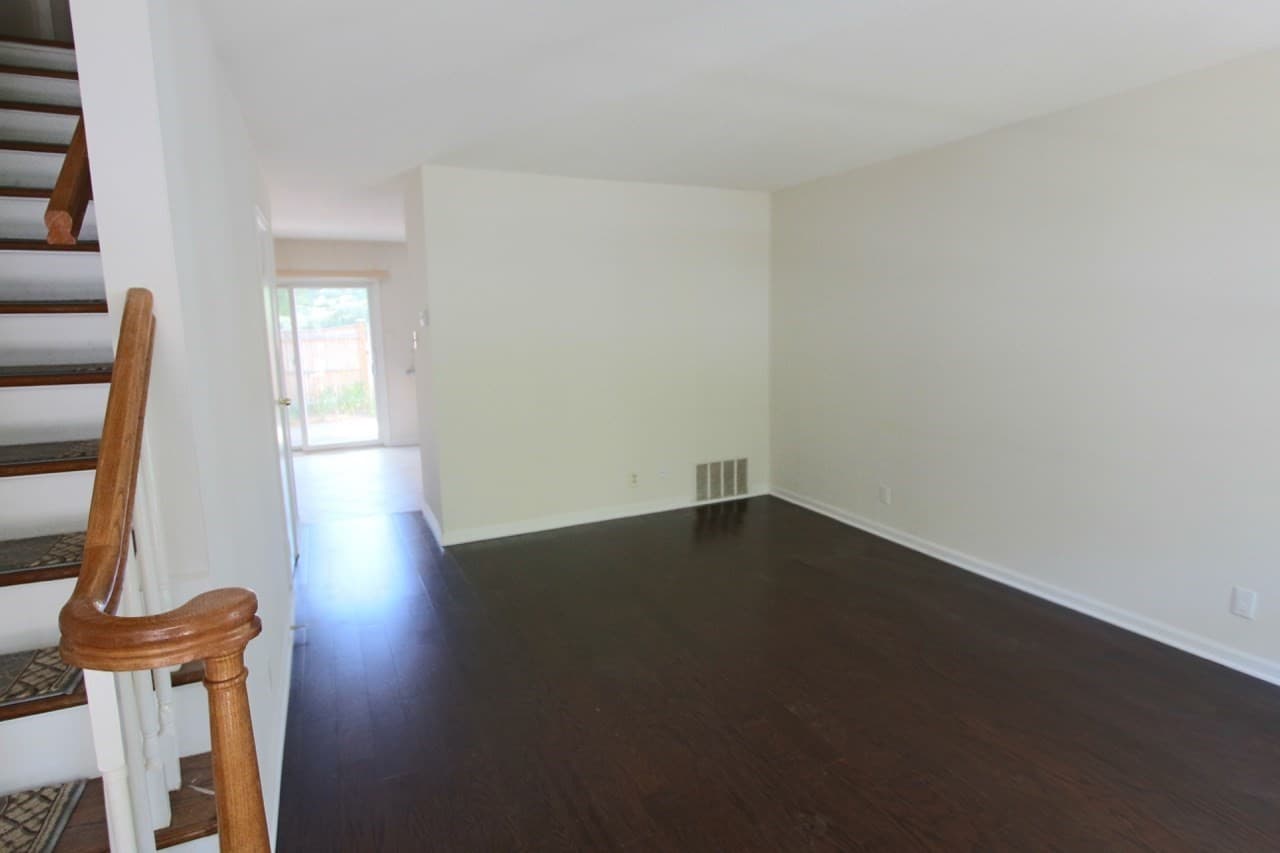 Condominium at 36 Williamsburg # 36, Springfield MA 01108, Springfield, photo 5 of 15