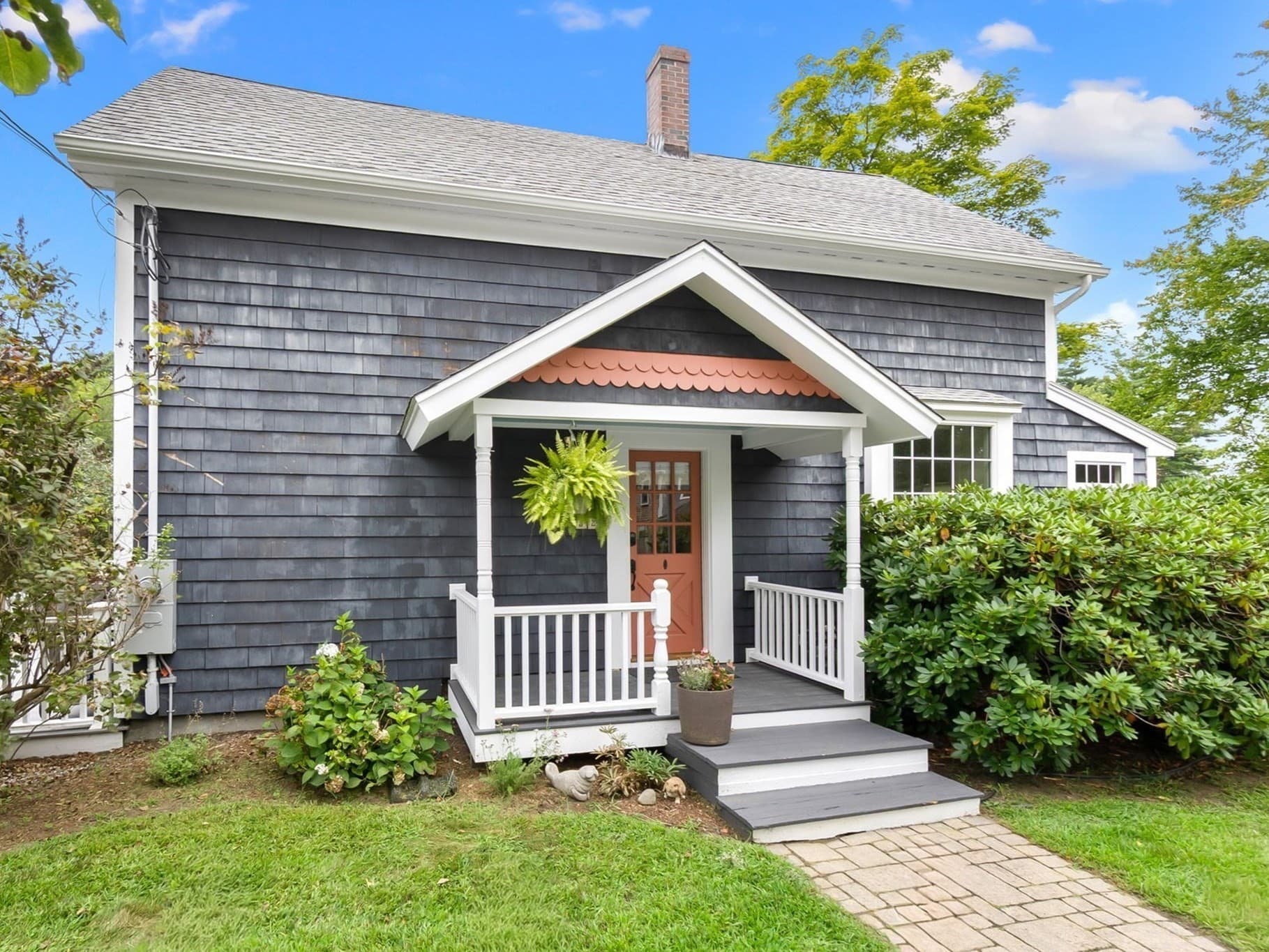 Single Family Residence at 52 Bridge St, Hamilton MA 01982, Hamilton, photo 2 of 42