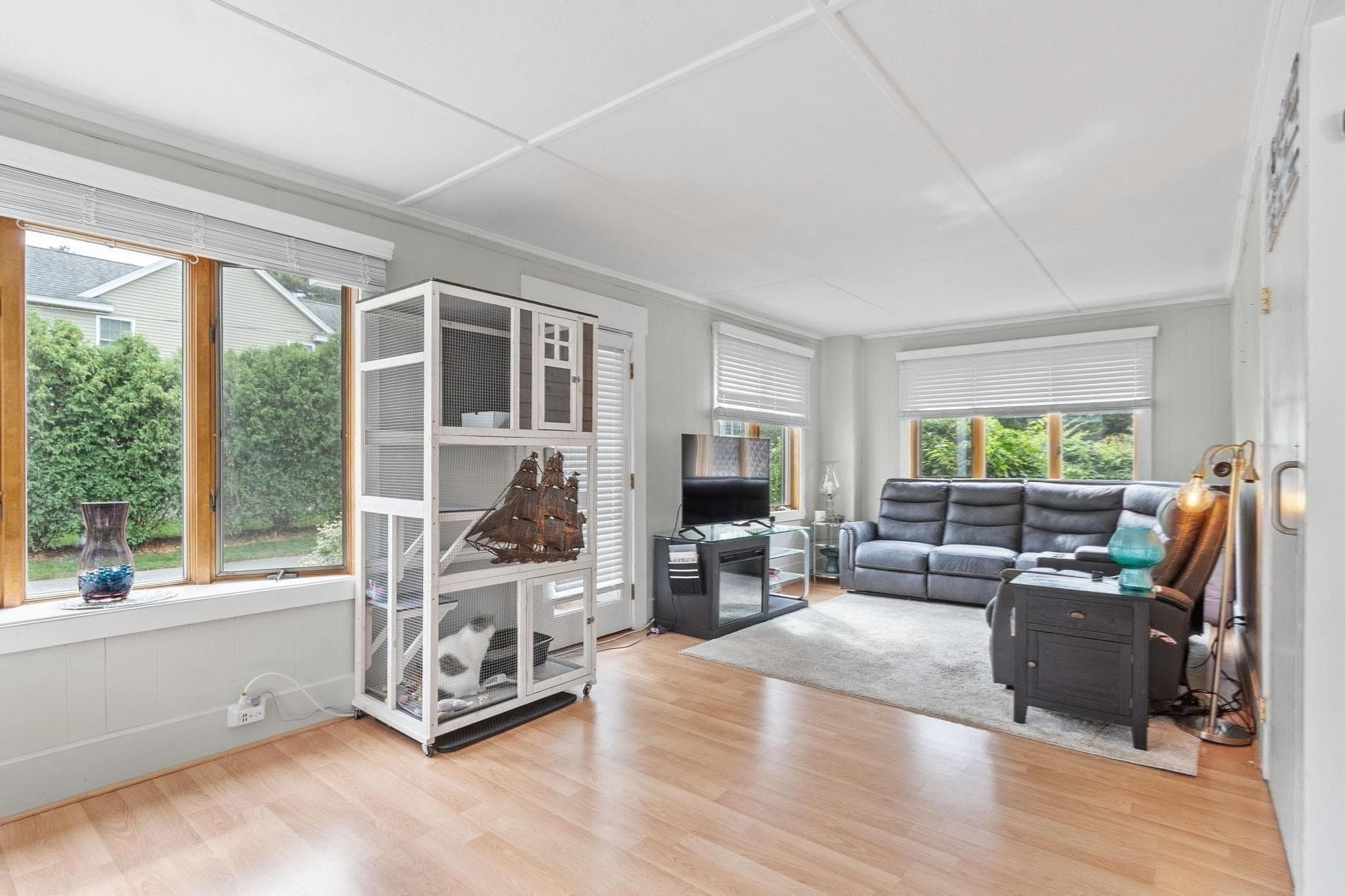 Single Family Residence at 75 Maple Road, Tewksbury MA 01876, photo 12 of 40