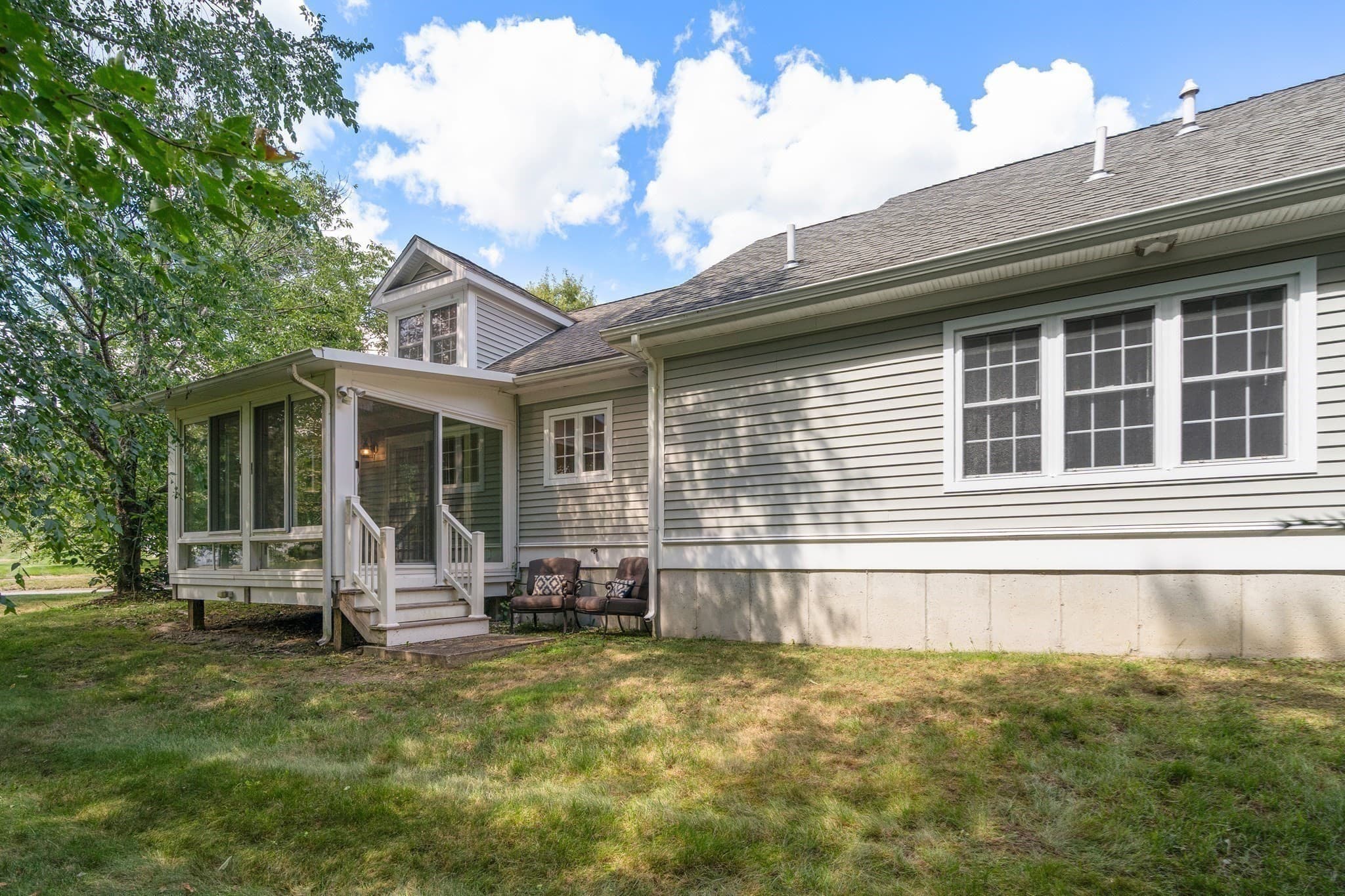 Condominium at 23 Sandy Cir # 23, Lakeville MA 02347, Lakeville, photo 17 of 19