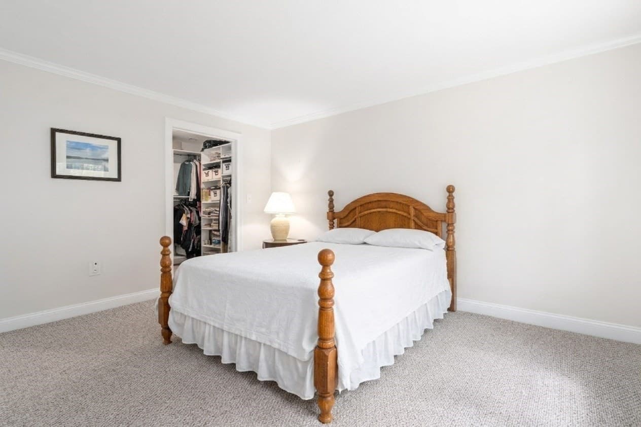 Condominium at 23 Sandy Cir # 23, Lakeville MA 02347, Lakeville, photo 11 of 19