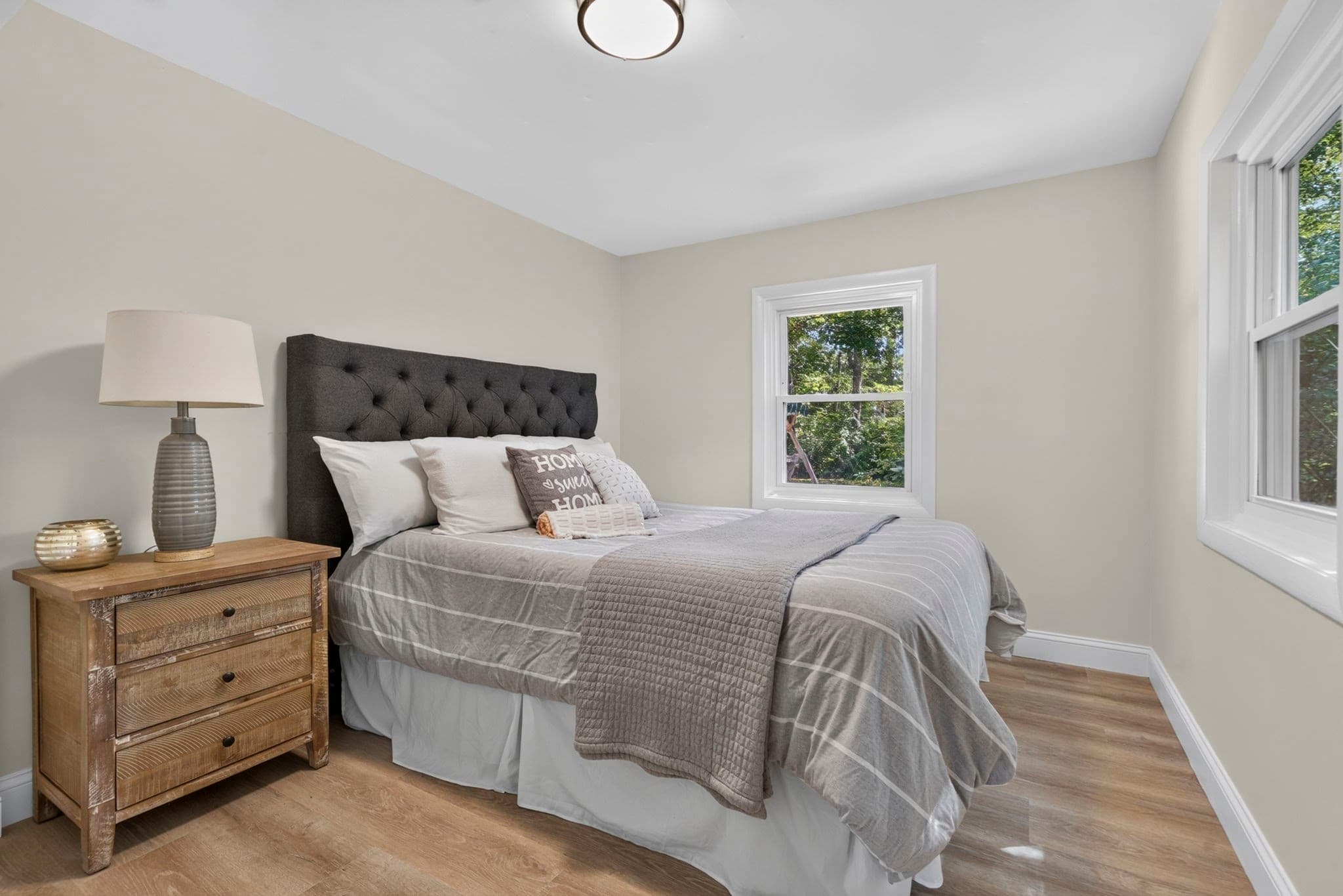 Single Family Residence at 46 Lake Shore Dr, Falmouth MA 02536, Falmouth, photo 10 of 27