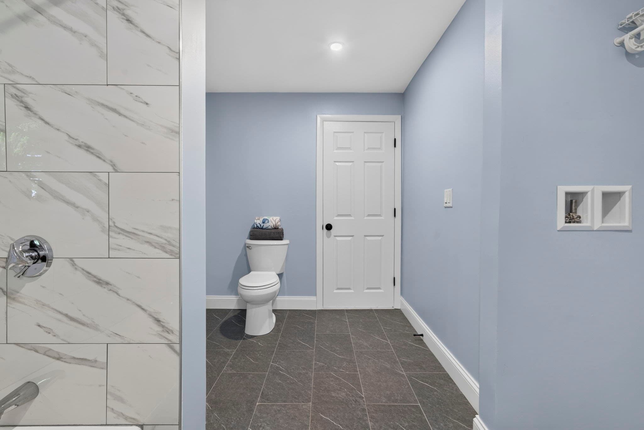 Single Family Residence at 46 Lake Shore Dr, Falmouth MA 02536, Falmouth, photo 18 of 27