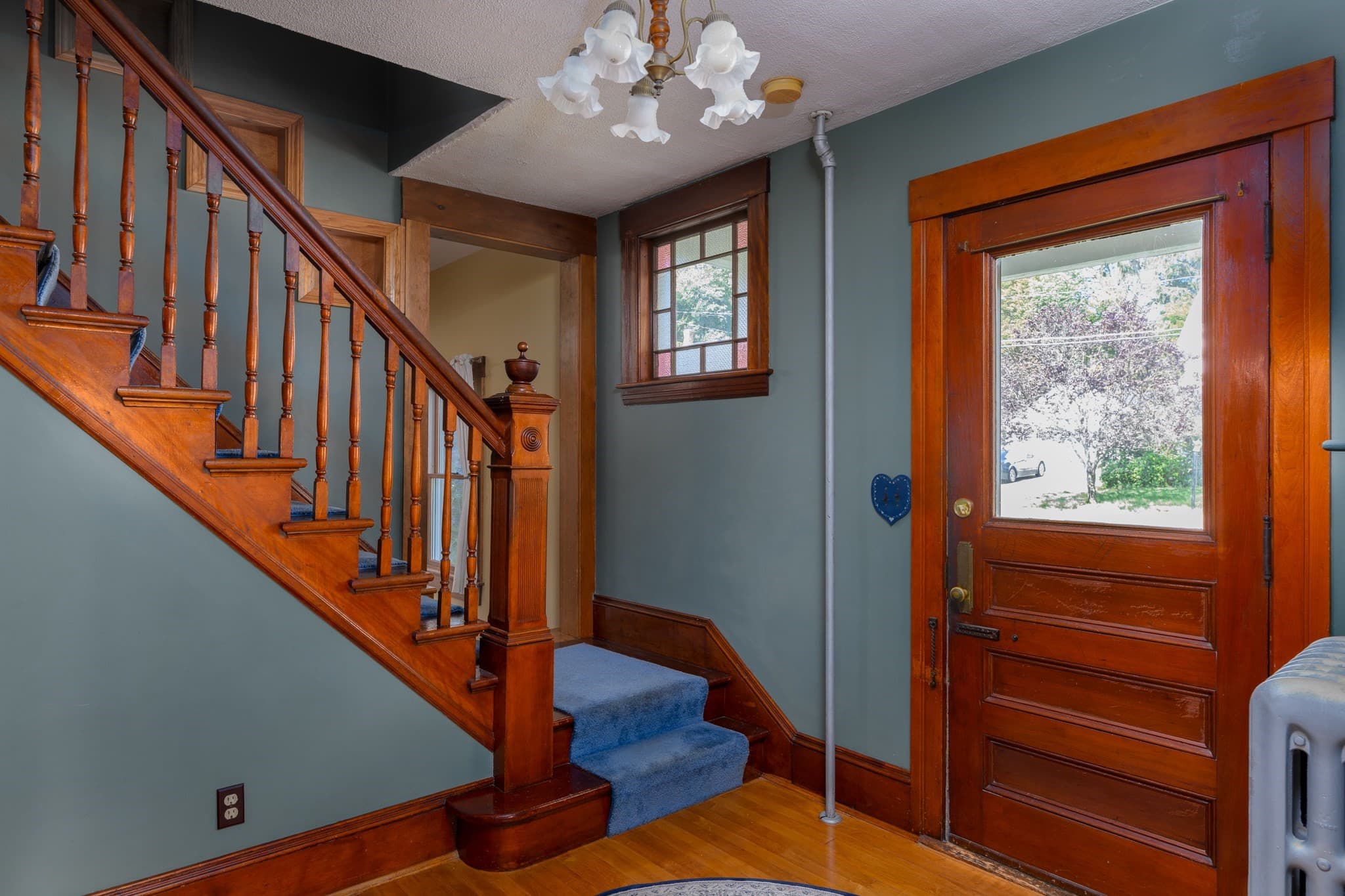 Single Family Residence at 28 Holt Road, Holden MA 01520, Holden, photo 2 of 42