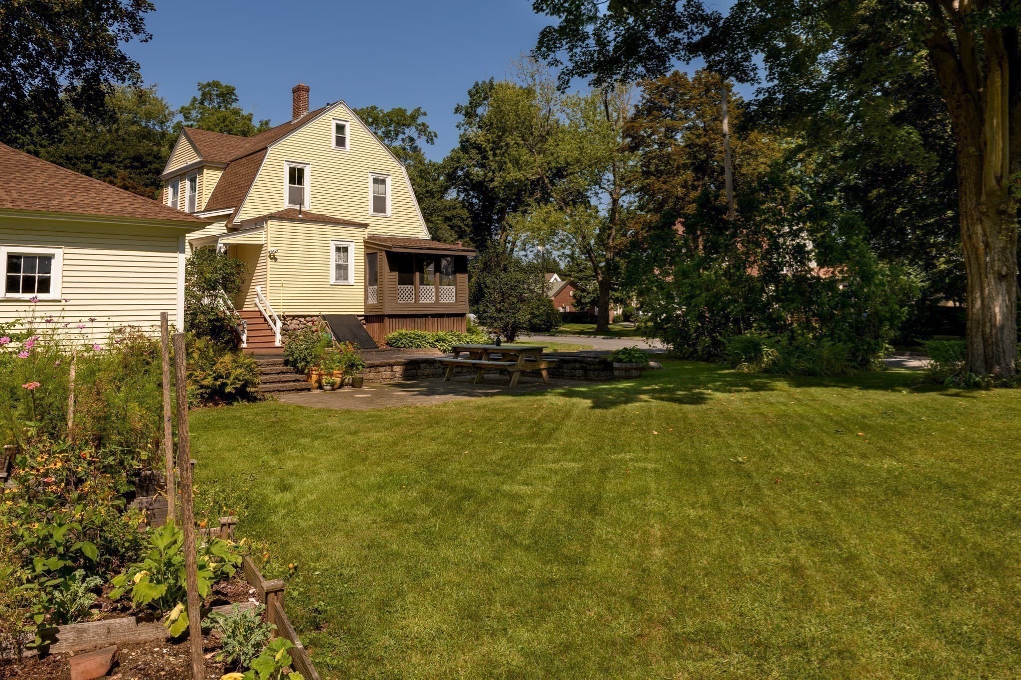 Single Family Residence at 28 Holt Road, Holden MA 01520, Holden, photo 38 of 42