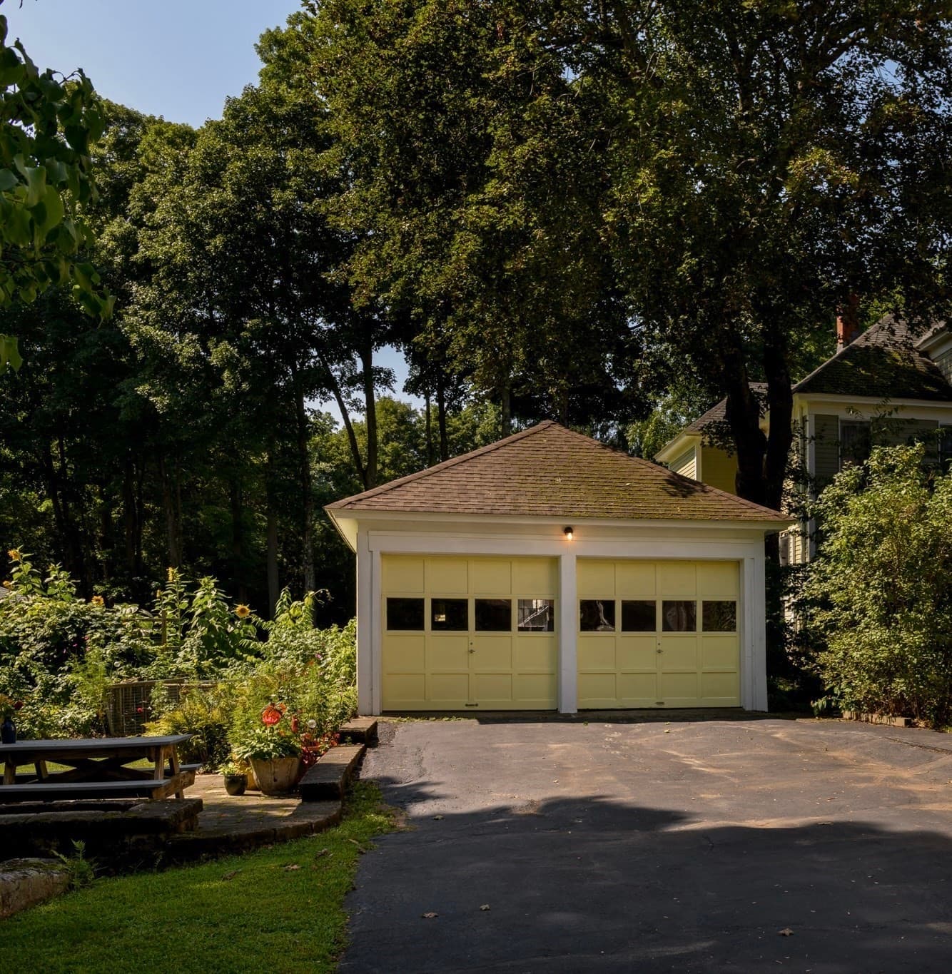 Single Family Residence at 28 Holt Road, Holden MA 01520, Holden, photo 40 of 42