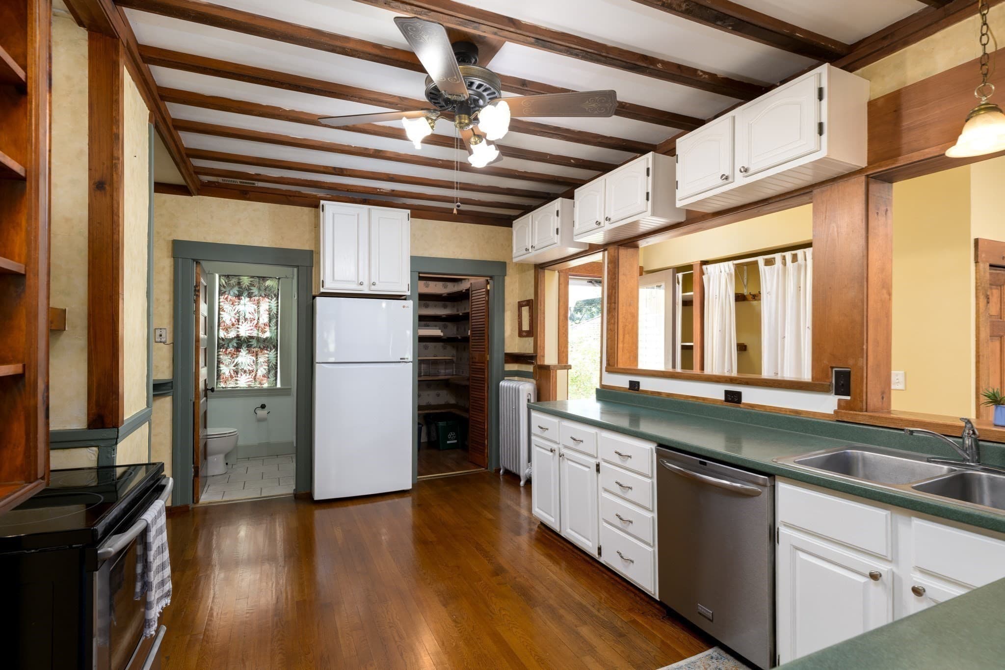 Single Family Residence at 28 Holt Road, Holden MA 01520, Holden, photo 21 of 42