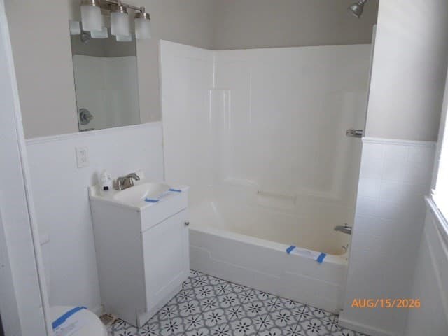 Single Family Residence at 24 Pendleton Ave, Chicopee MA 01020, Chicopee, photo 6 of 9