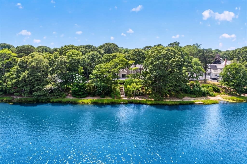 Single Family Residence at 50 Shaker Ln, Falmouth MA 02536, Falmouth, photo 6 of 34