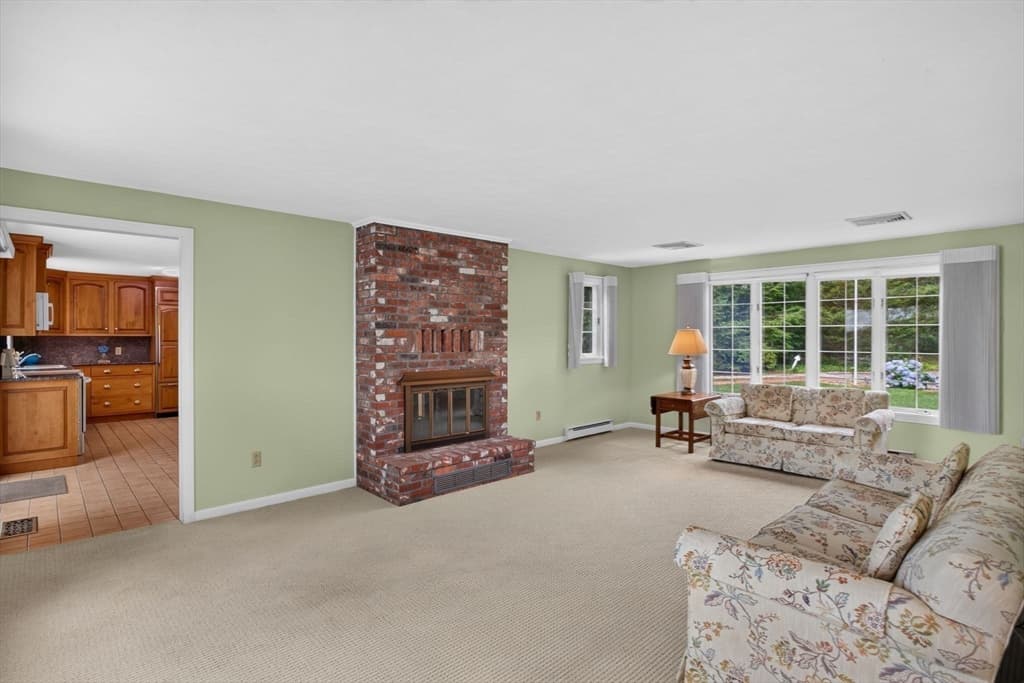 Single Family Residence at 50 Shaker Ln, Falmouth MA 02536, Falmouth, photo 19 of 34