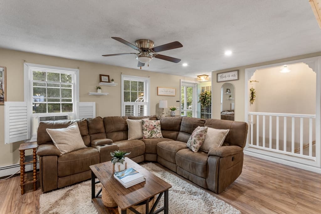 Single Family Residence at 3 Shagbark Rd, Sandwich MA 02644, Sandwich, photo 12 of 36