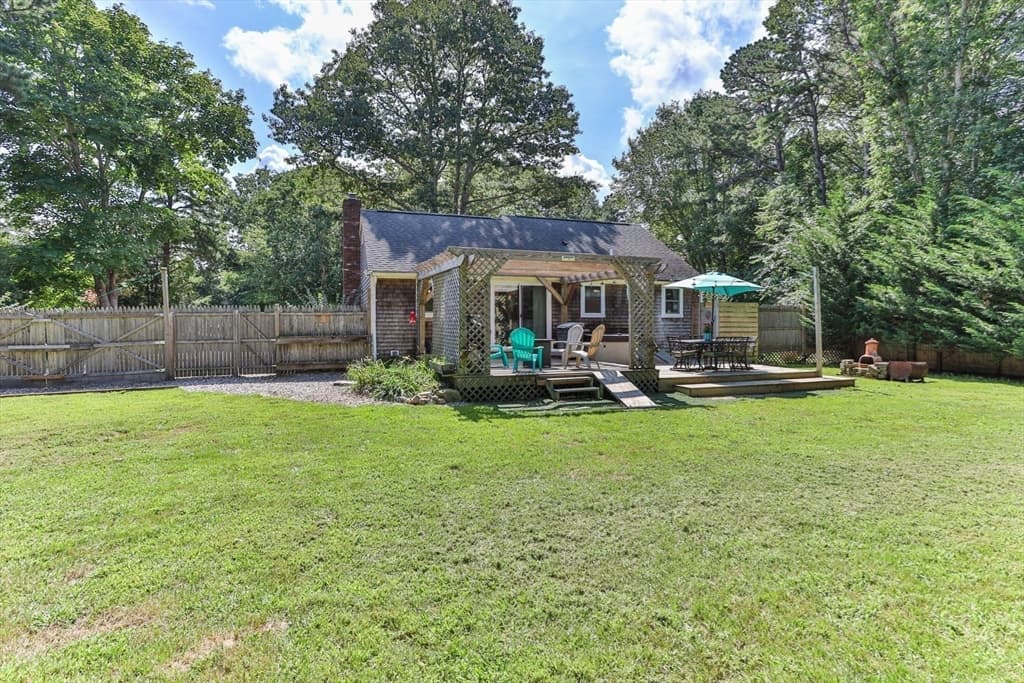 Single Family Residence at 3 Shagbark Rd, Sandwich MA 02644, Sandwich, photo 33 of 36