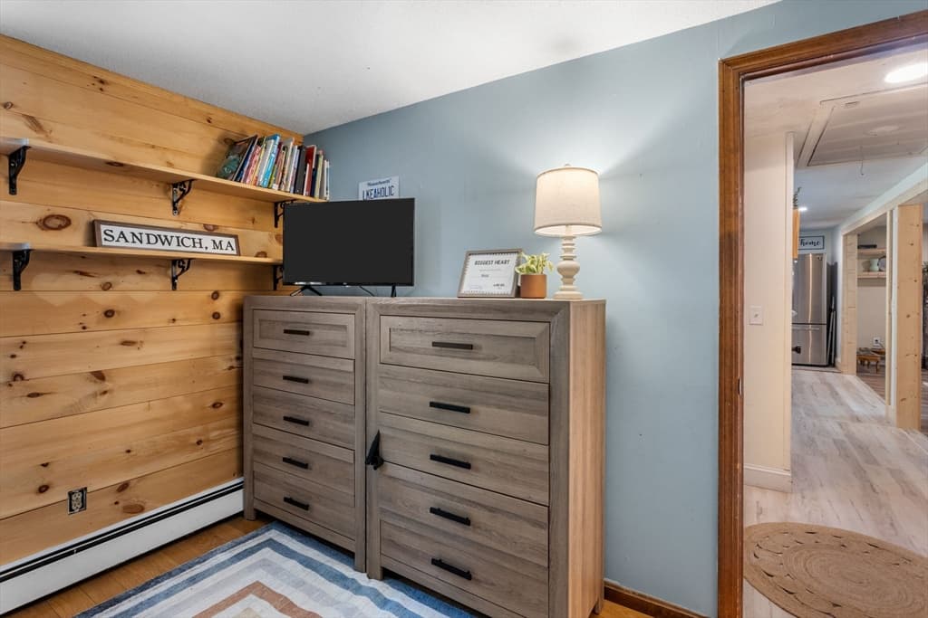 Single Family Residence at 3 Shagbark Rd, Sandwich MA 02644, Sandwich, photo 21 of 36