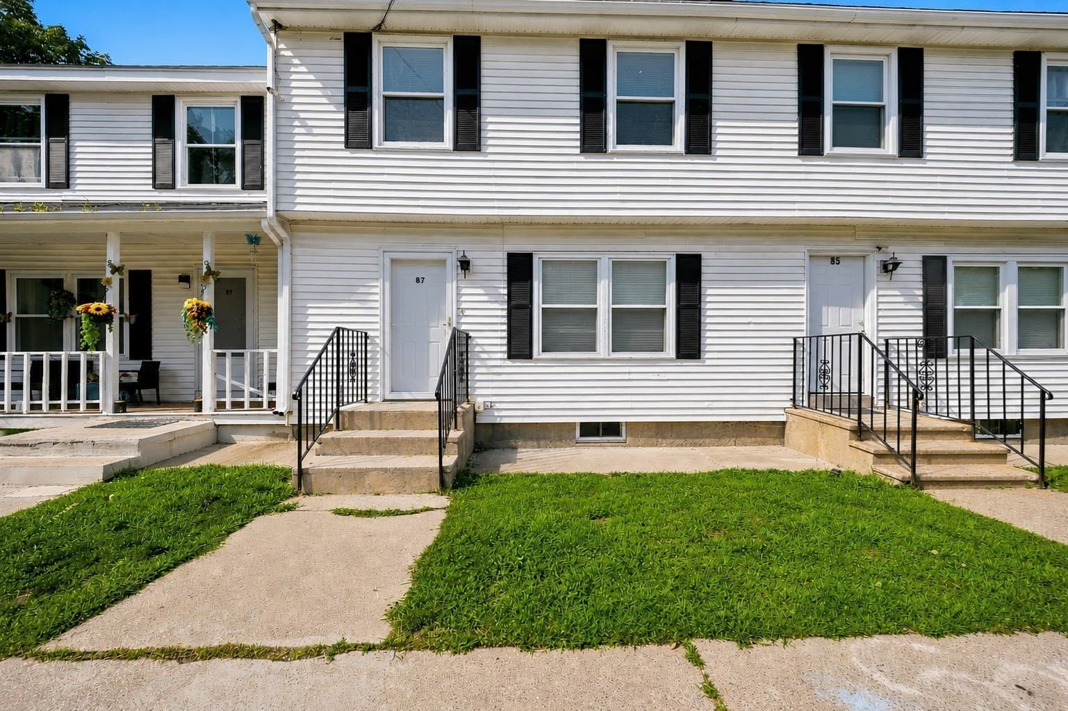 87 Beacon Ave # 2, Lawrence MA 01843