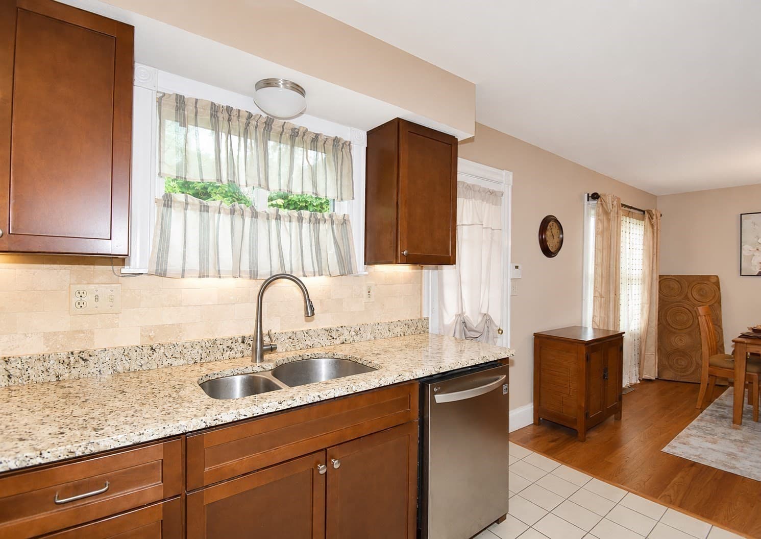 Condominium at 169 Main St # 16, West Springfield MA 01089, West Springfield, photo 13 of 40