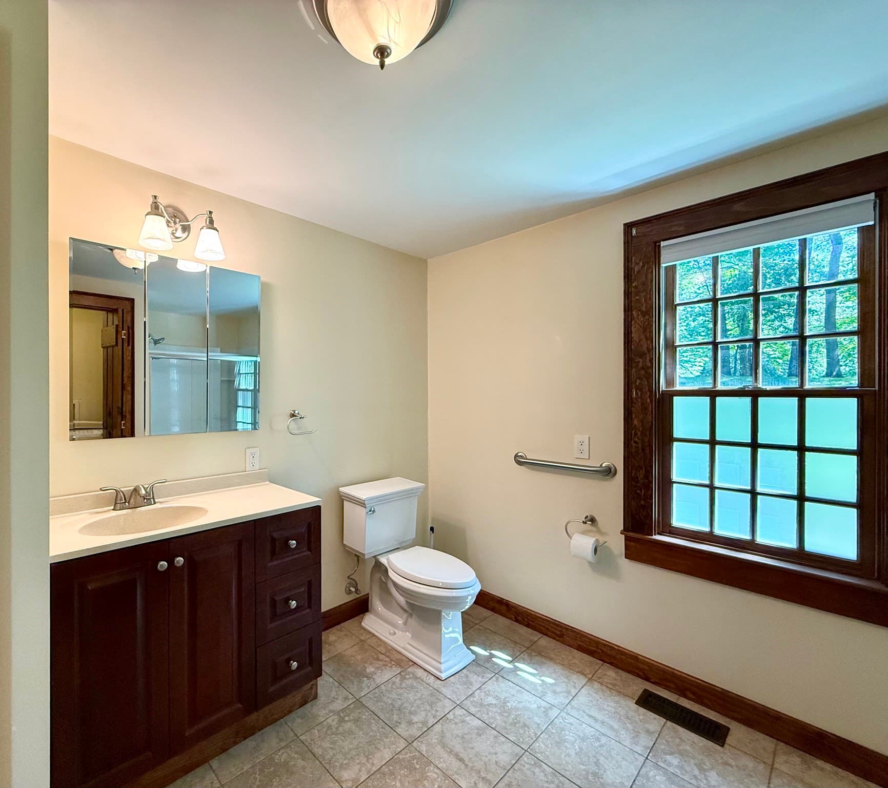 Single Family Residence at 661 Bernardston Rd, Greenfield MA 01301, Greenfield, photo 12 of 42