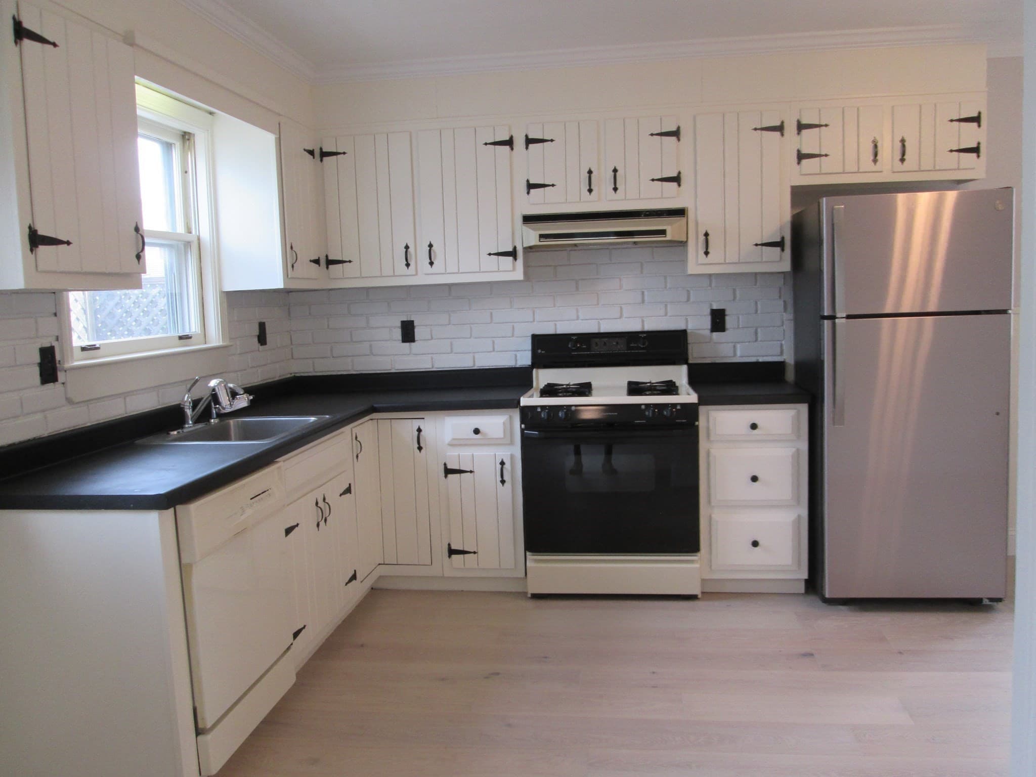 Single Family Residence at 84 Tafts Ave., Winthrop MA 02152, Winthrop, photo 14 of 42