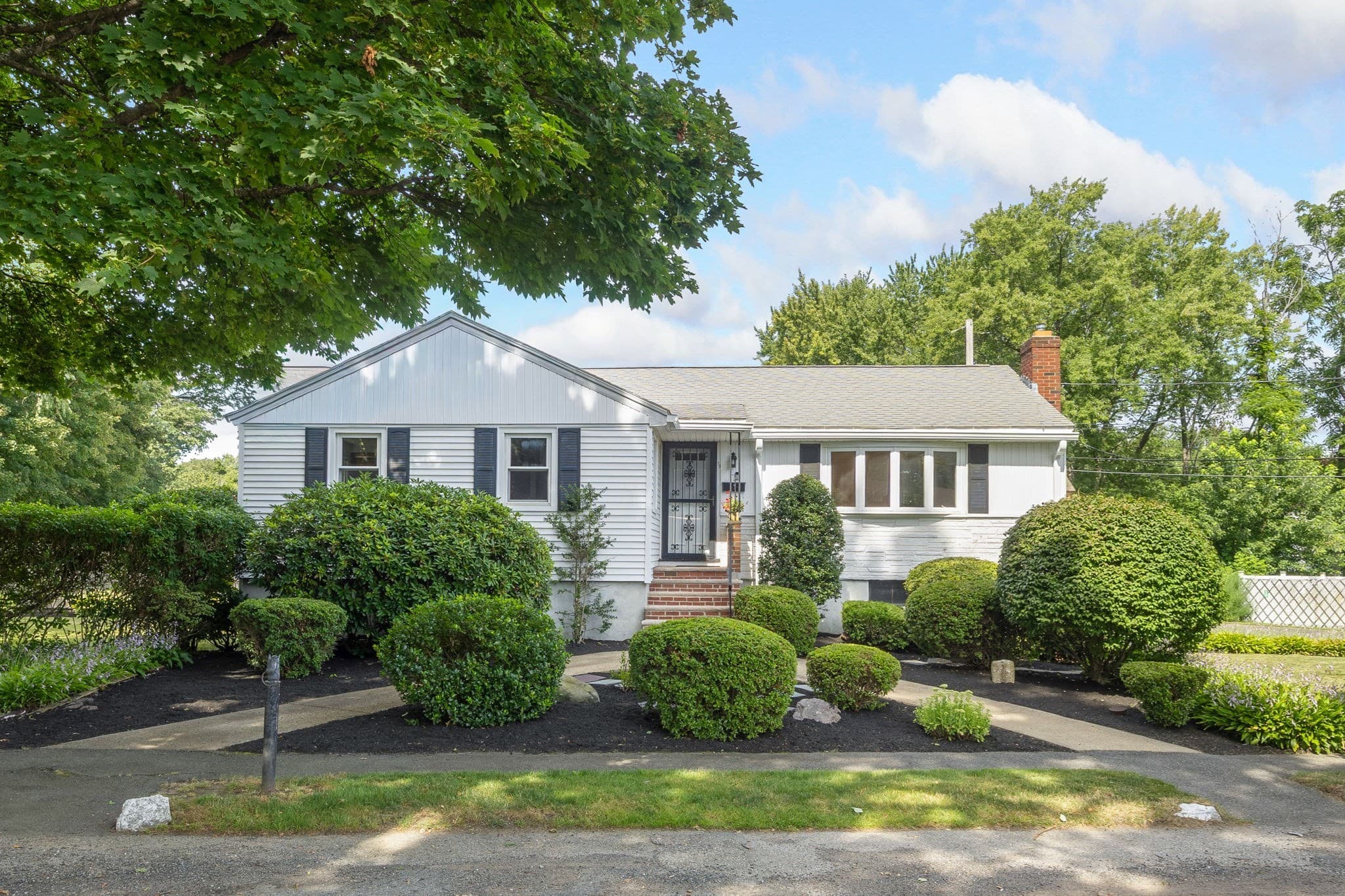 12 Third St, Saugus MA 01906