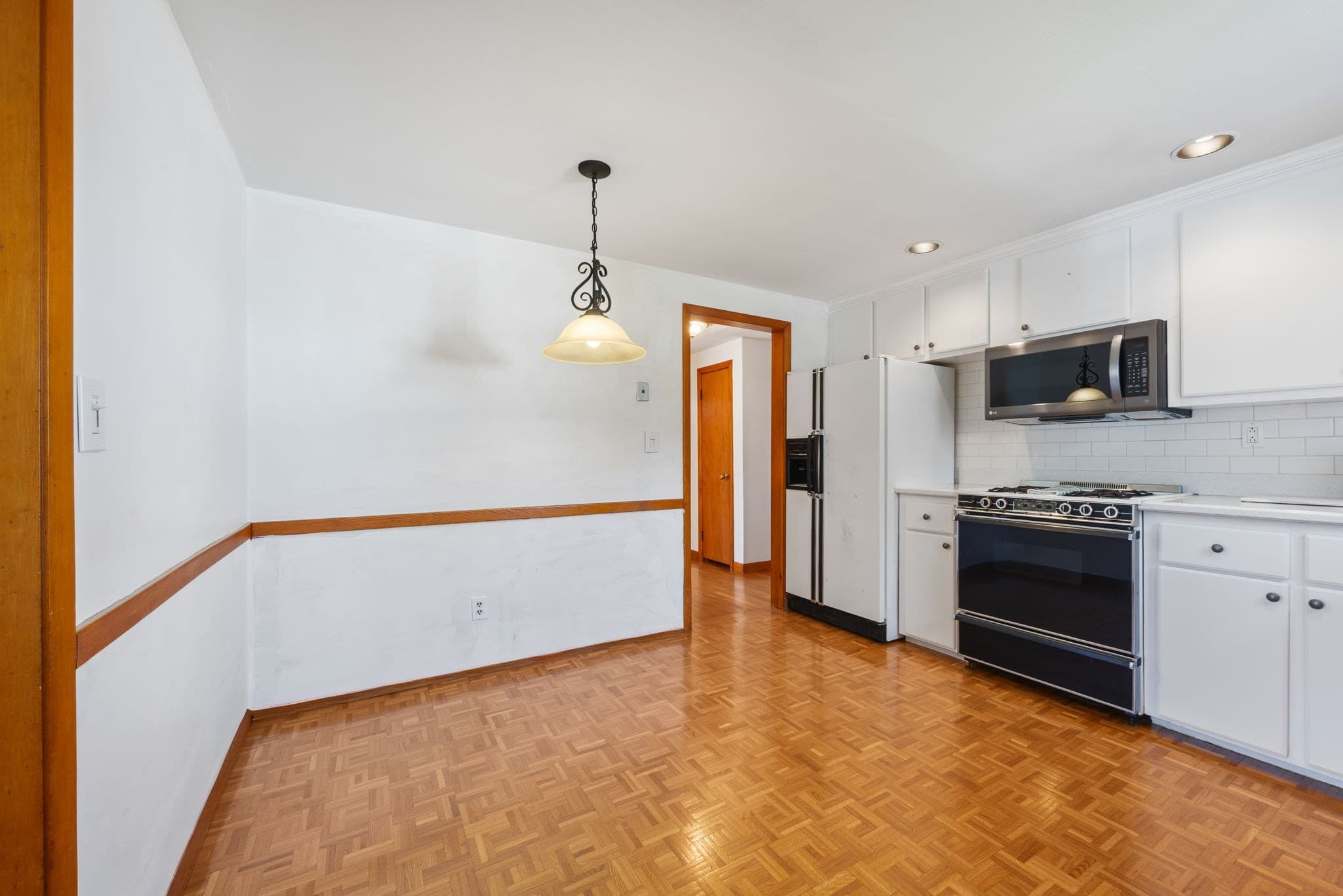 Single Family Residence at 12 Third St, Saugus MA 01906, photo 9 of 26