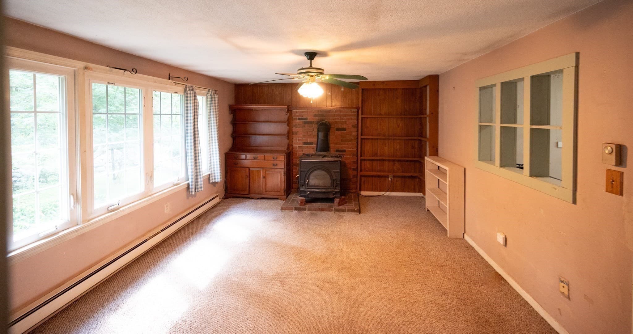 Single Family Residence at 173 Baldwinville Rd, Winchendon MA 01475, Winchendon, photo 3 of 33