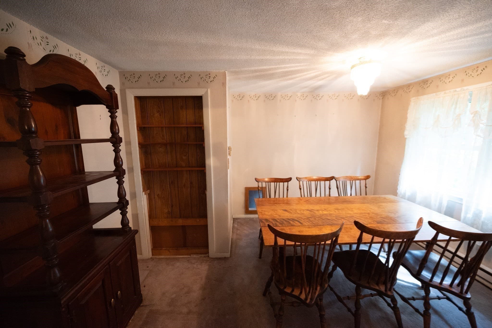 Single Family Residence at 173 Baldwinville Rd, Winchendon MA 01475, Winchendon, photo 5 of 33