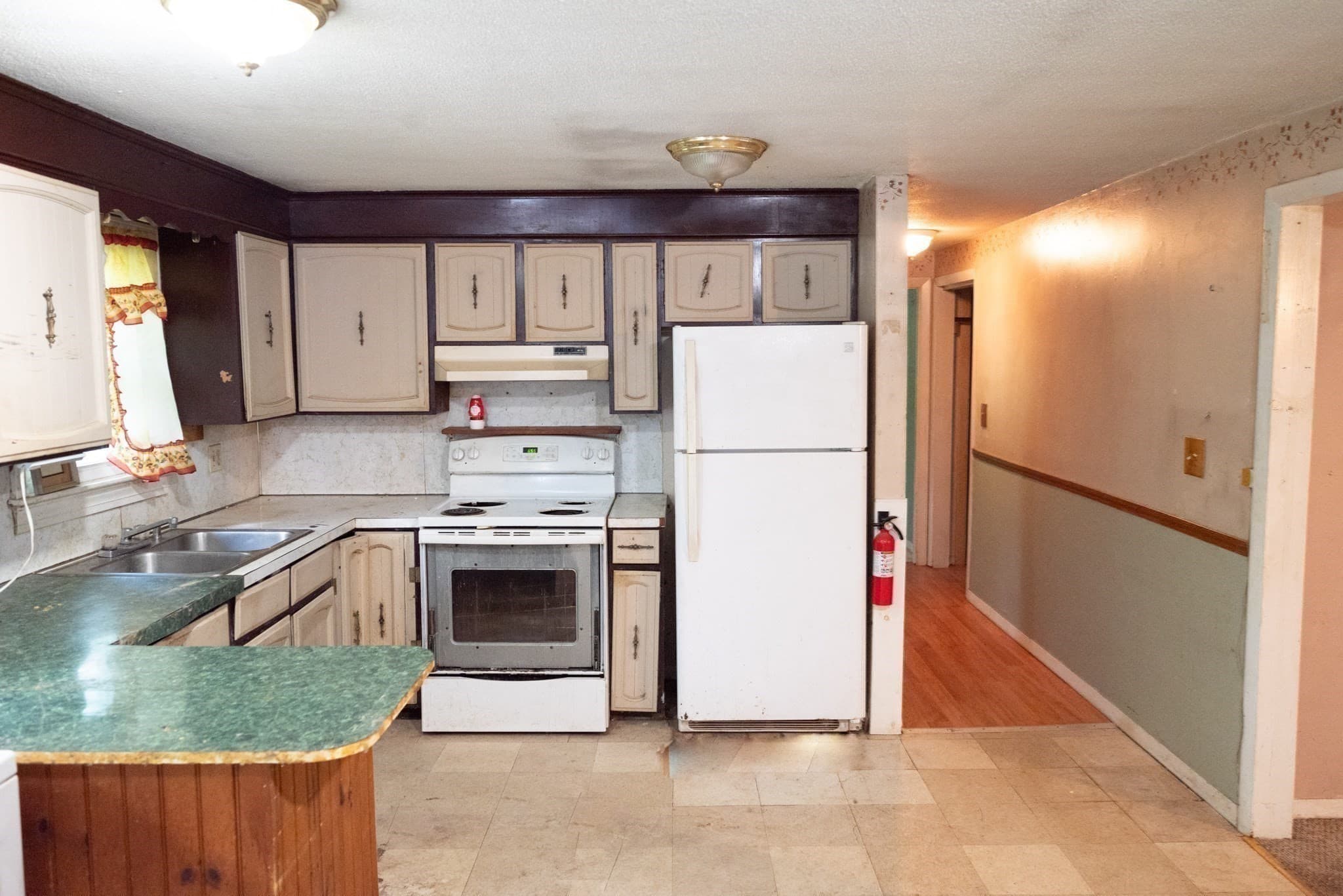 Single Family Residence at 173 Baldwinville Rd, Winchendon MA 01475, Winchendon, photo 9 of 33