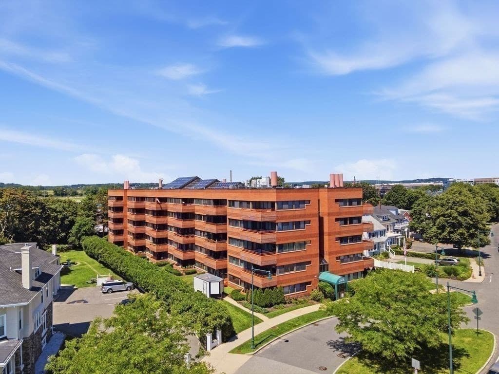 Condominium at 1 Carey Circle # 202, Revere MA 02151, Revere, photo 27 of 28