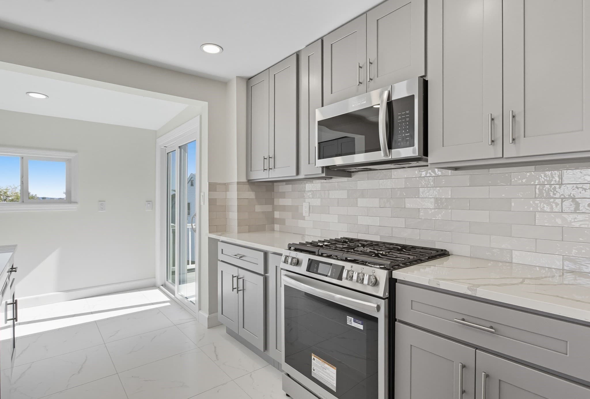 Single Family Residence at 9 Crestway Rd, Boston MA 02128, Boston, photo 9 of 35